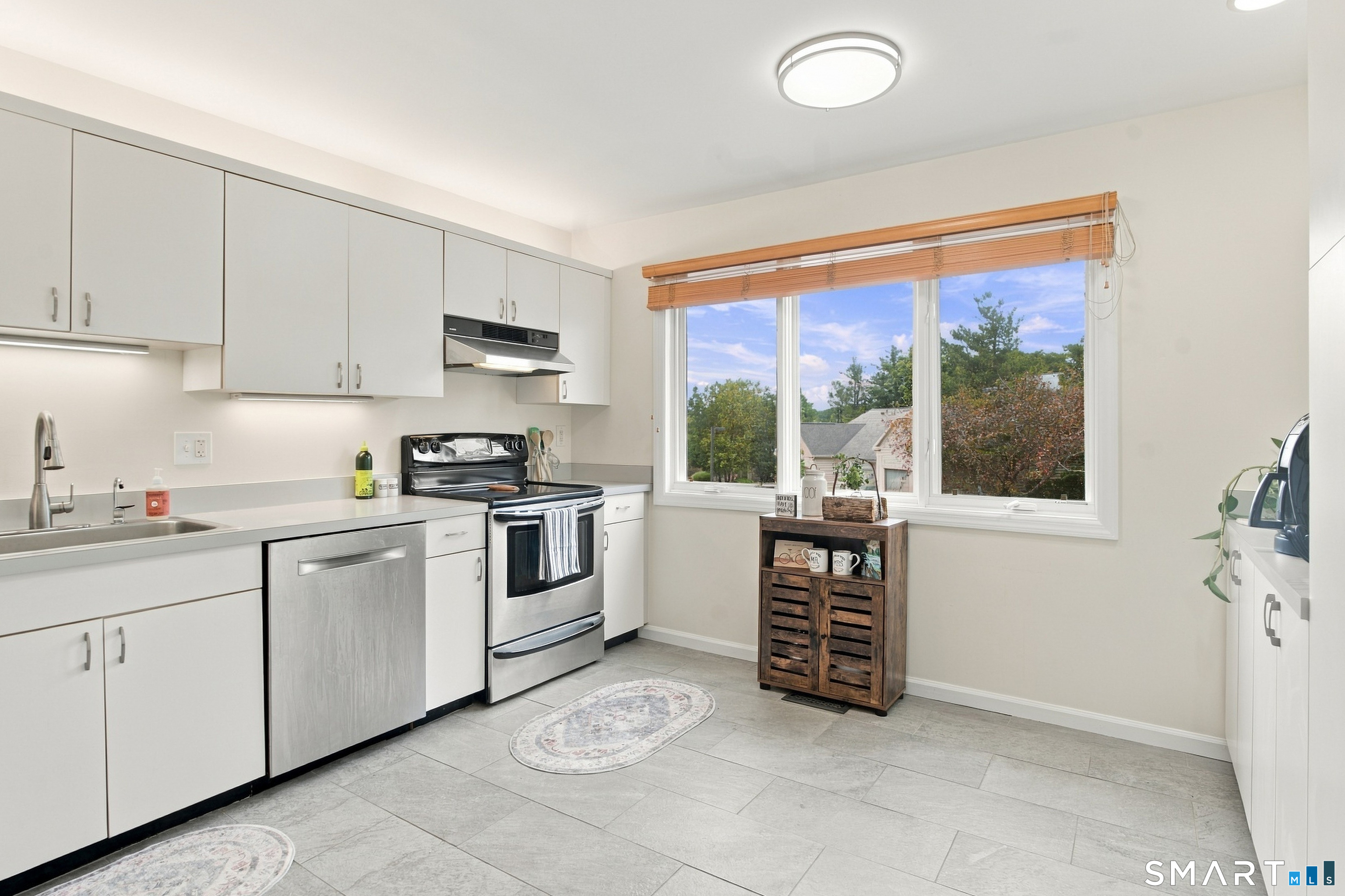 12 Boulevard, Unit 24-144 photo 11
