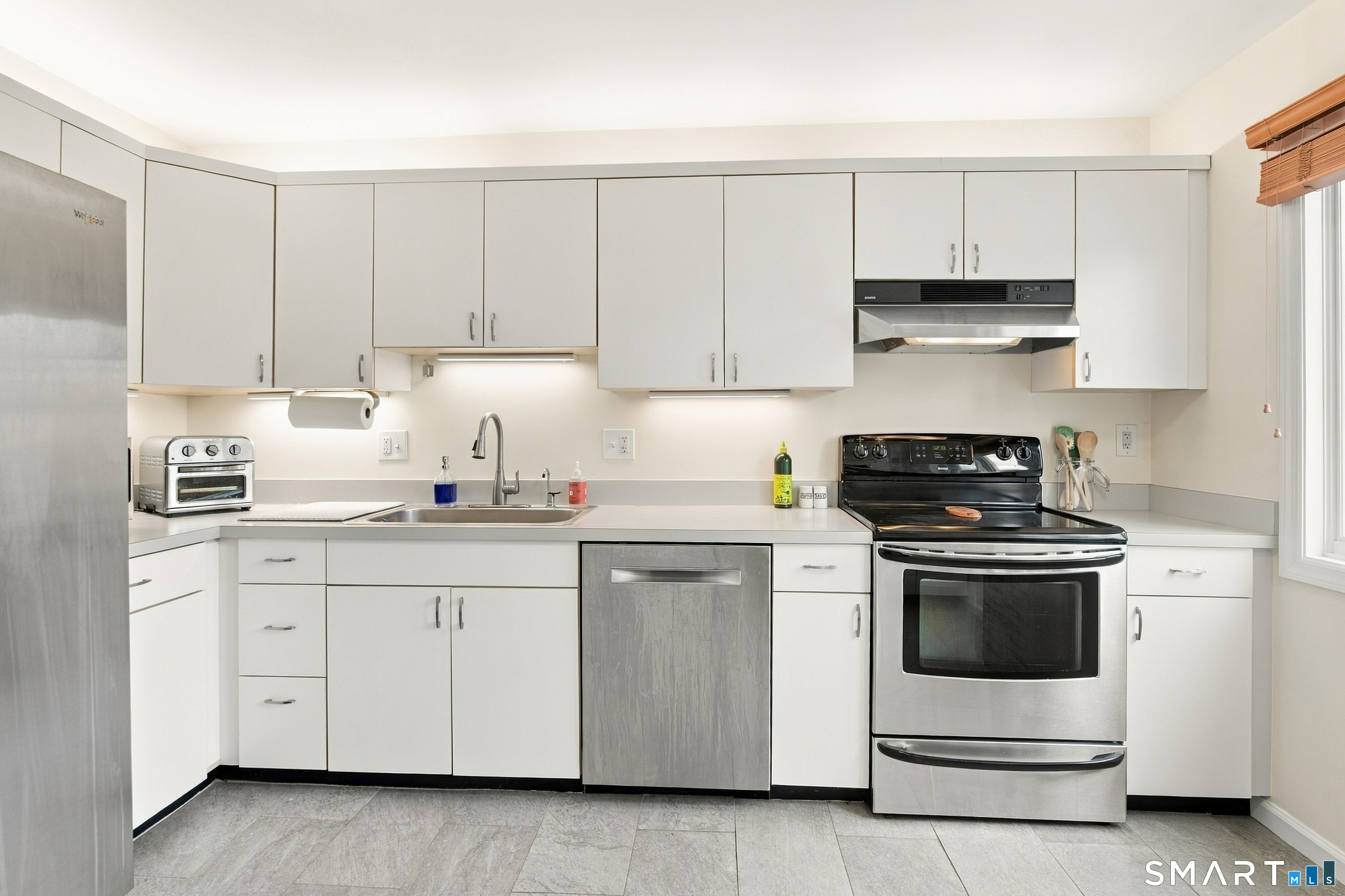 12 Boulevard, Unit 24-144 photo 13