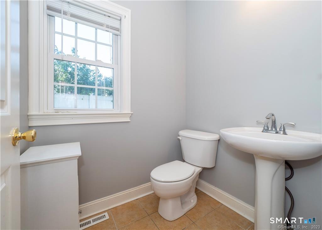 Foto 7 de Condominio en renta en 1023 Black Rock Turnpike #1023, Fairfield, CT — $4,900/mes