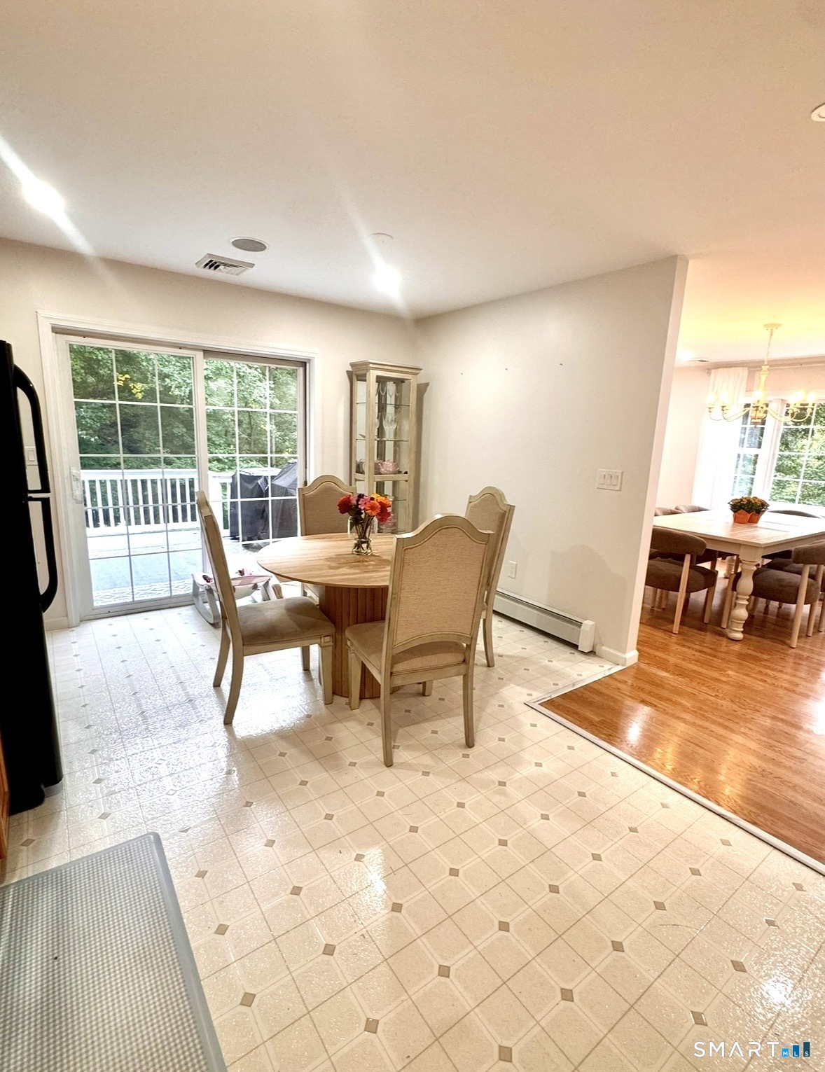 Foto 8 de Casa en renta en 24 Kanungum Trail, Shelton, CT — $2,850/mes