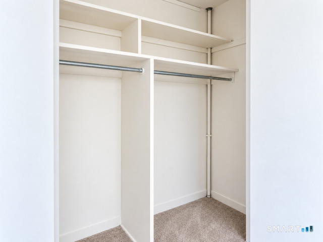 Foto 7 de Condominio en renta en 2625 Park Avenue #7P, Bridgeport, CT — $2,800/mes