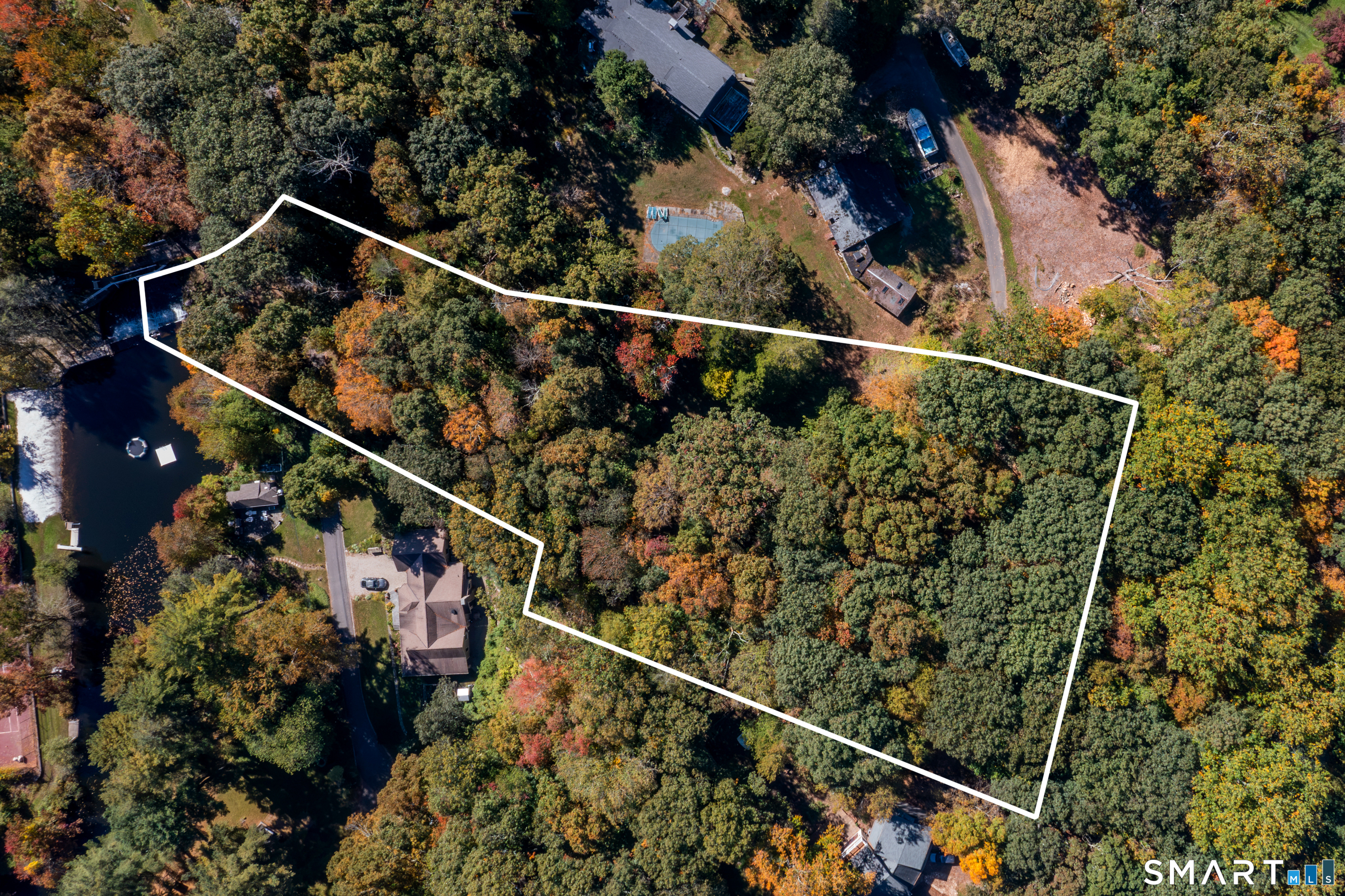 Foto 8 de Terreno en venta en B Bridge Road, Weston, CT — $369,000