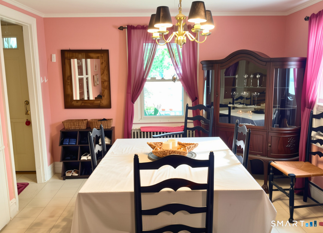 Foto 6 de Casa en venta en 19 Weed Avenue, Norwalk, CT — $565,000
