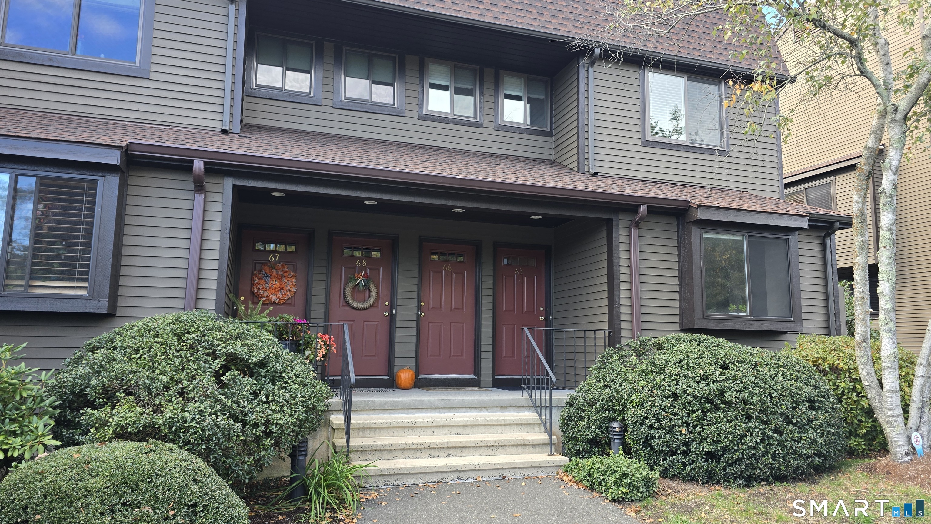 Foto 1 de Condominio en venta en 115 Fillow Street #66, Norwalk, CT — $475,000