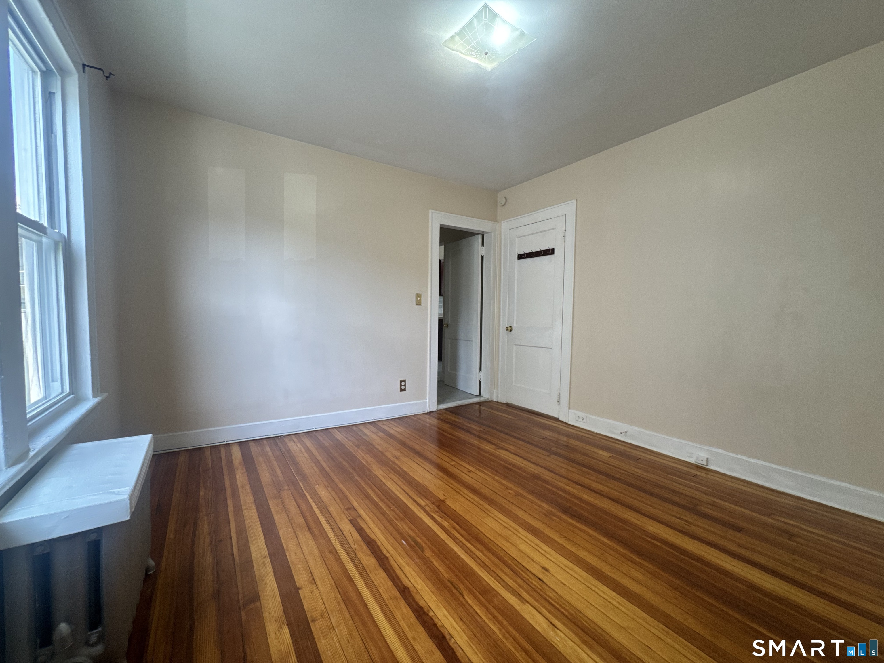 Foto 9 de Apartamento en renta en 58 Westfield Avenue #1, Bridgeport, CT — $2,500/mes