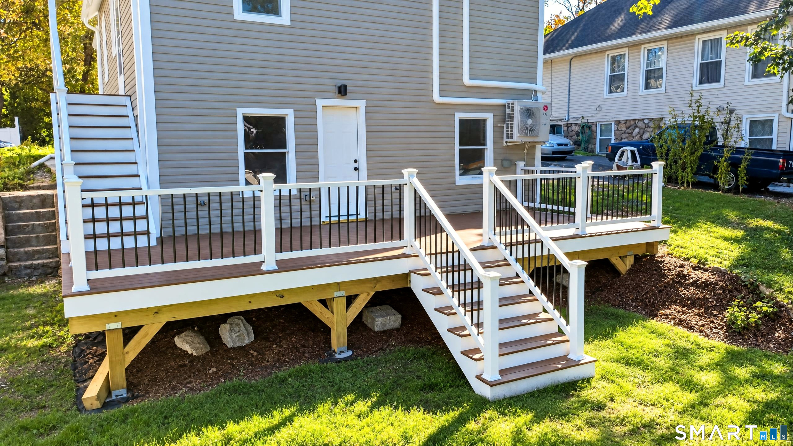 15 Ridgeway Street — photo 27