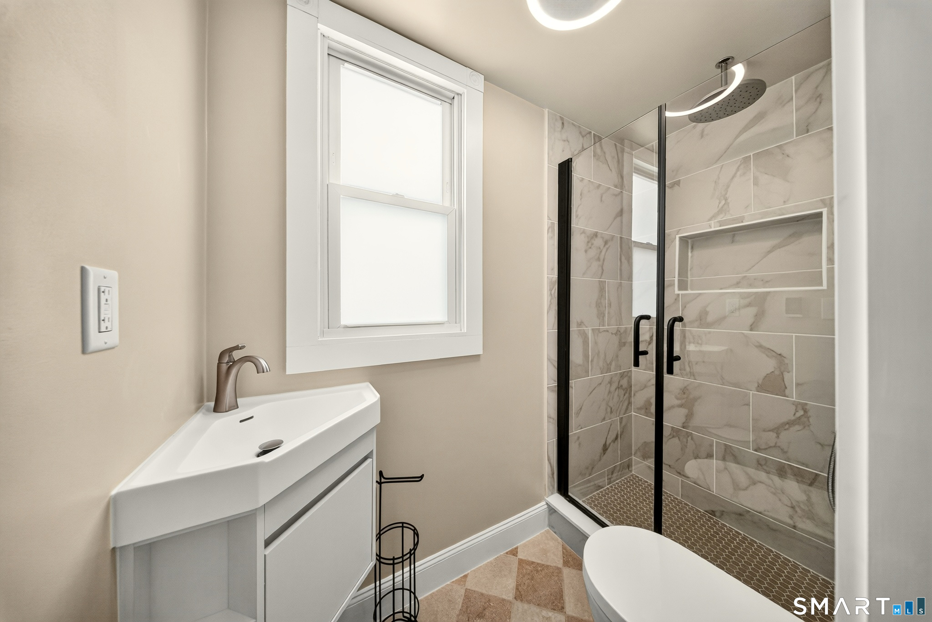15 Ridgeway Street — photo 10