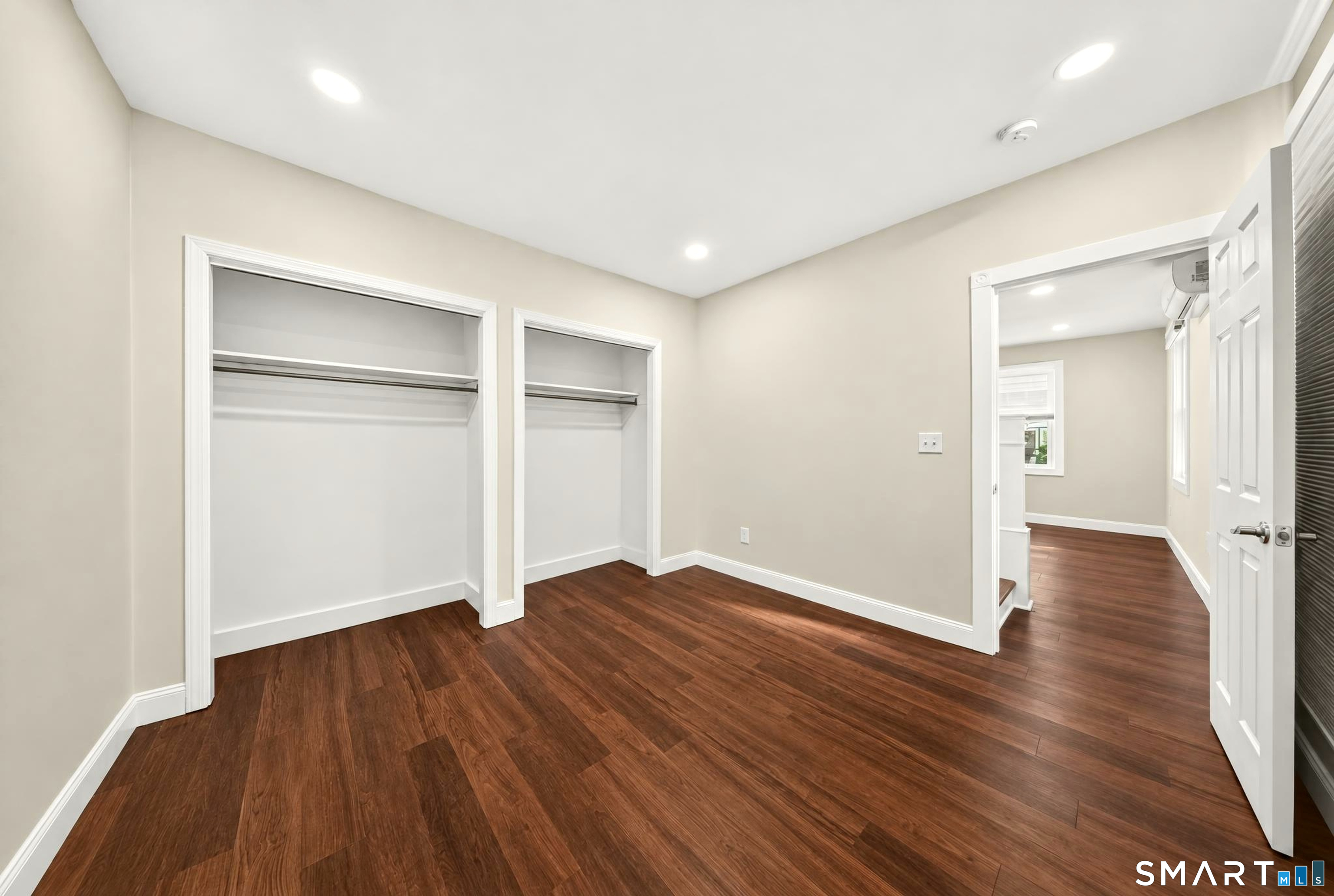 15 Ridgeway Street — photo 17