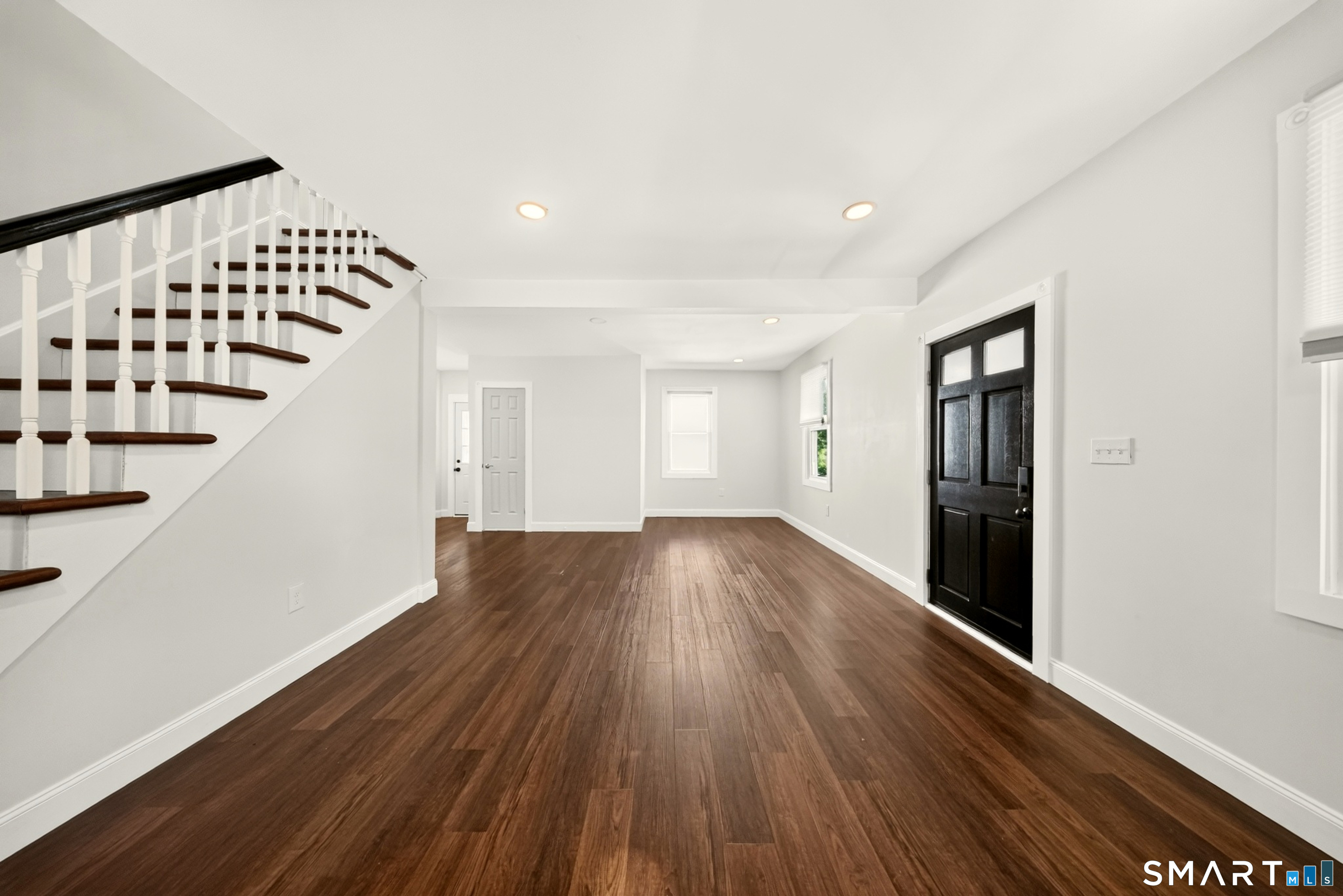15 Ridgeway Street — photo 14