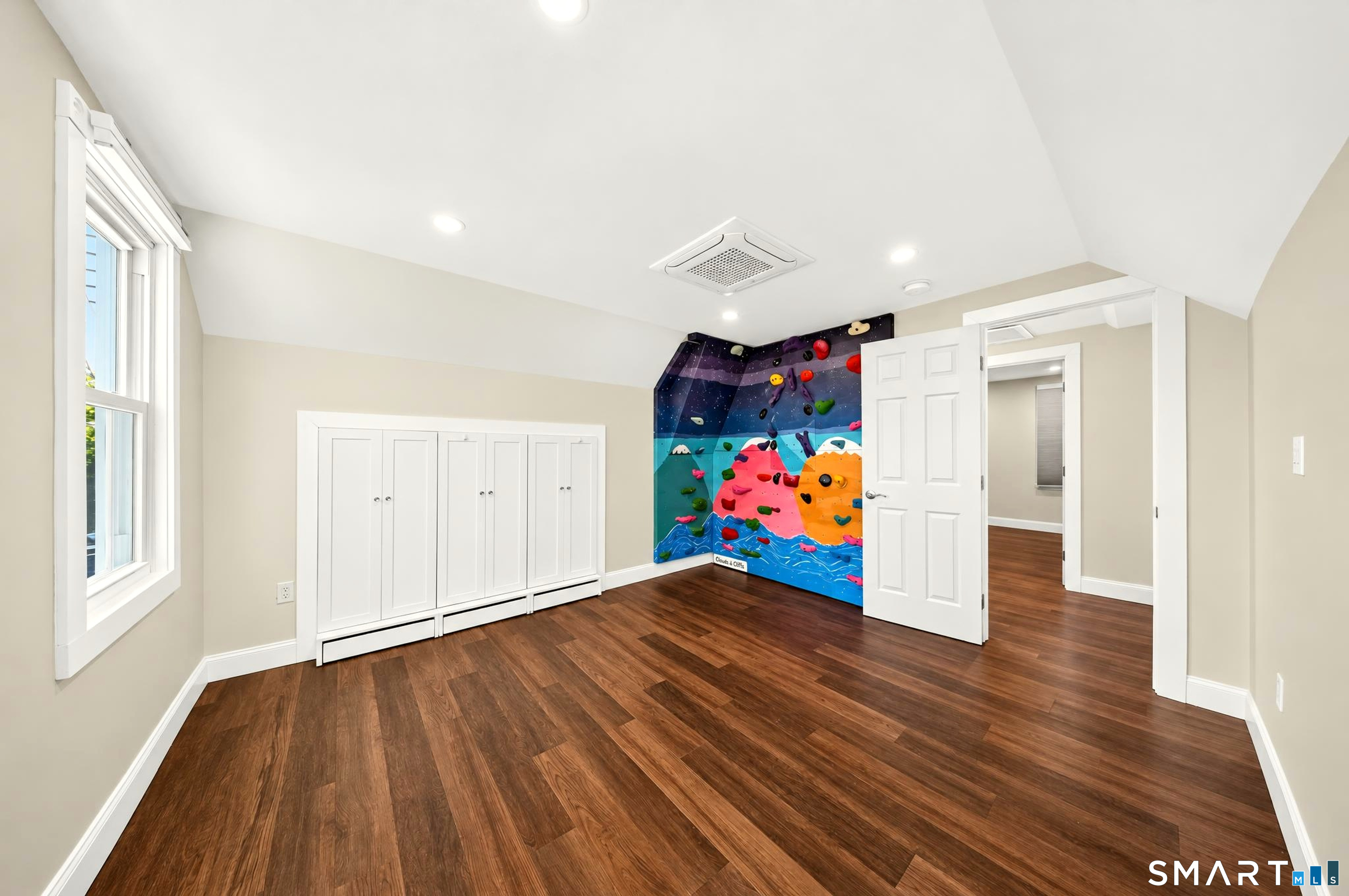 15 Ridgeway Street — photo 23