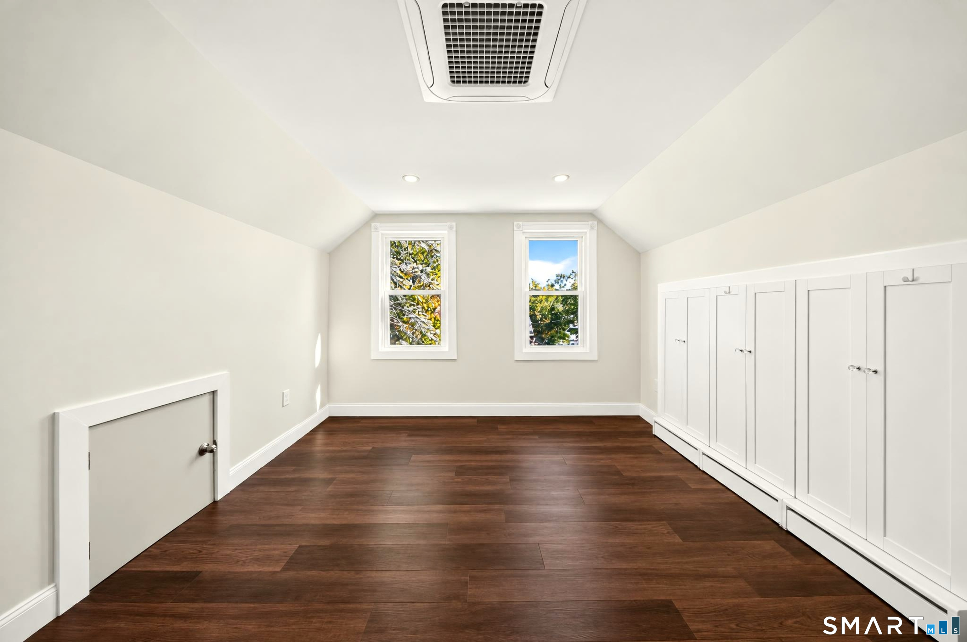 15 Ridgeway Street — photo 24