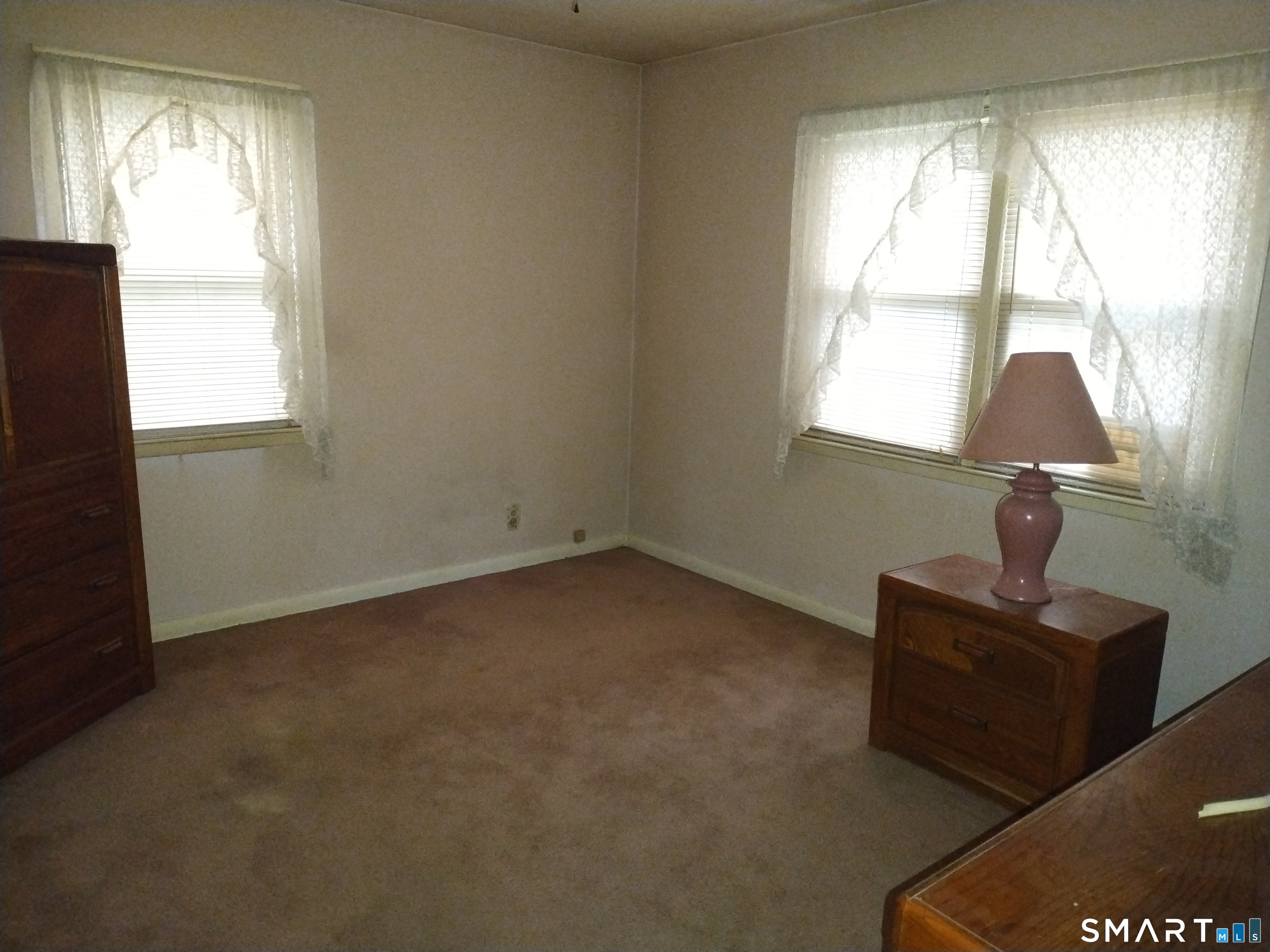 Foto 7 de Casa en venta en 140 Beardsley Park Terrace, Bridgeport, CT — $370,500