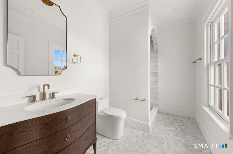 451 Mansfield Avenue — photo 33