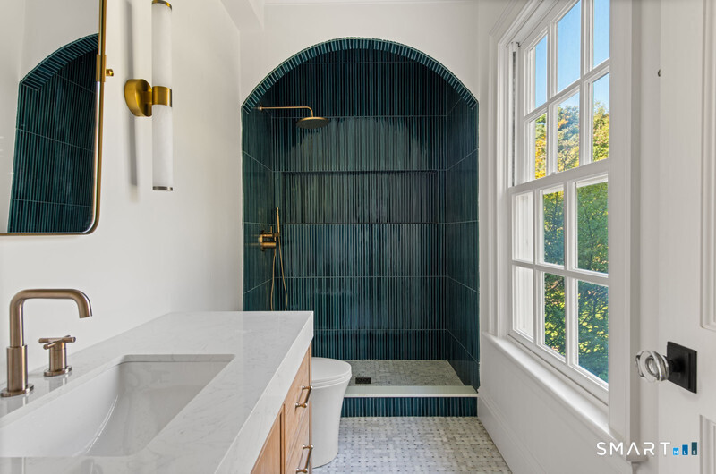 451 Mansfield Avenue — photo 35