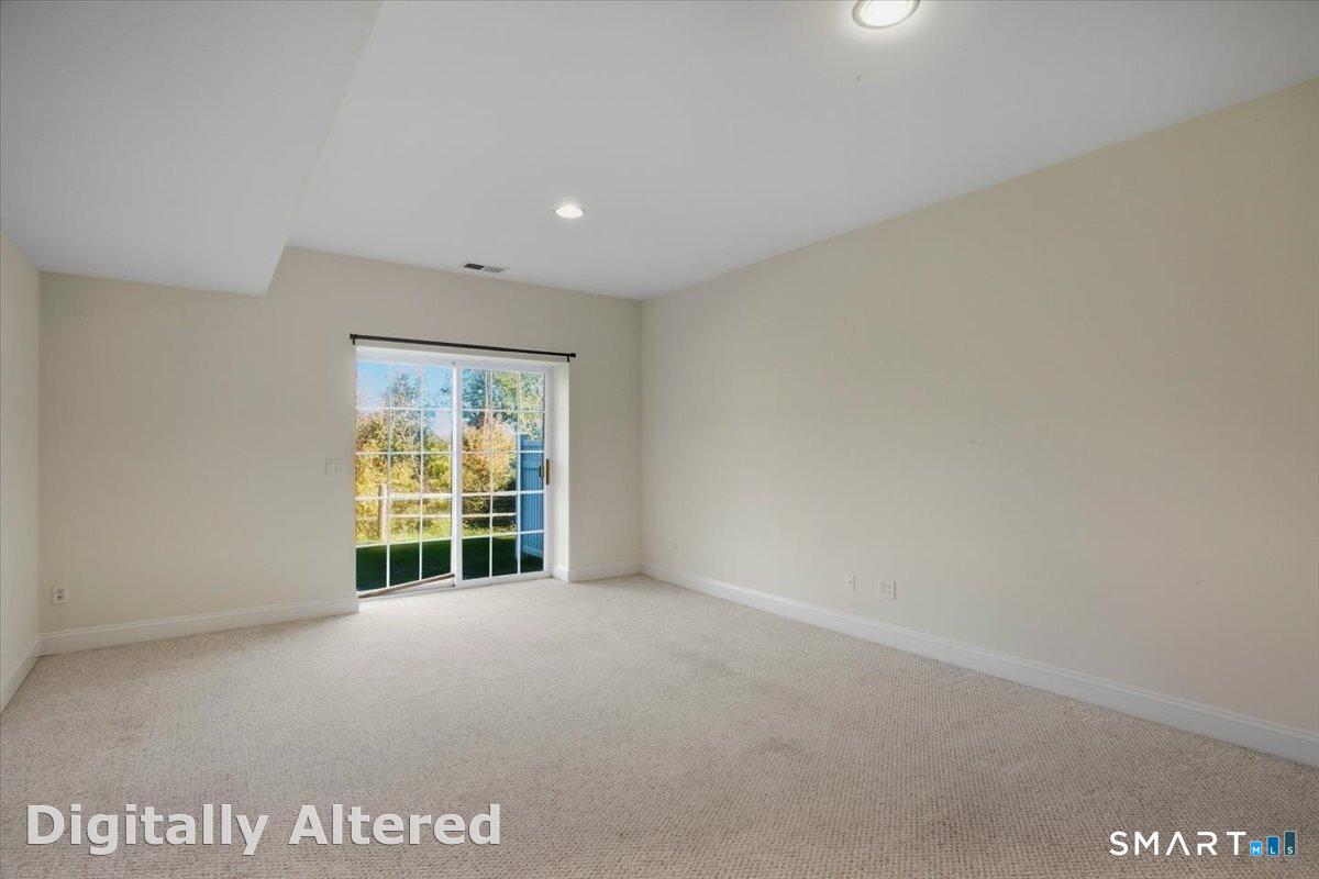 35 Maura, Unit 35 photo 20