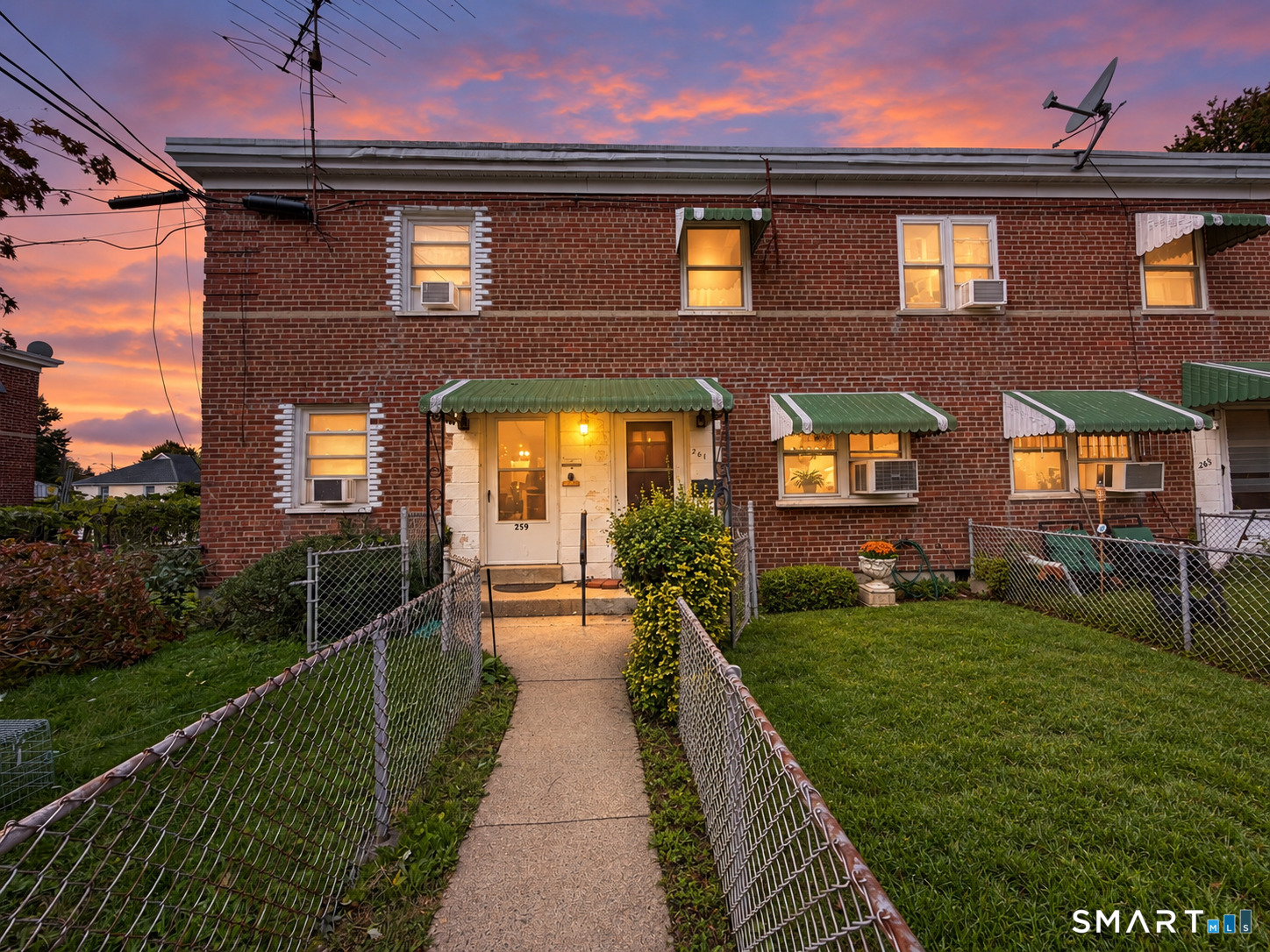 261 Court D Building 43, 261