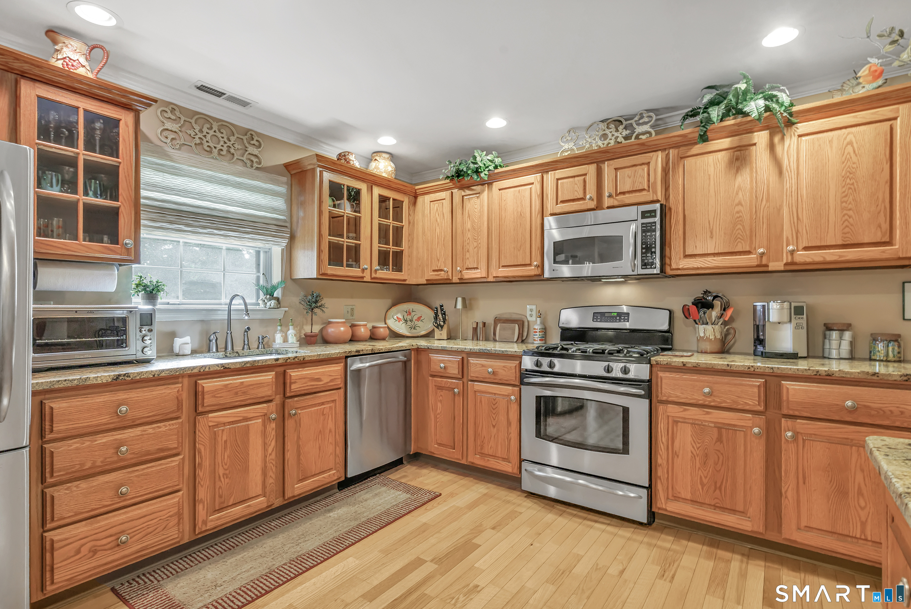 227 Mayfield, Unit 227 photo 17