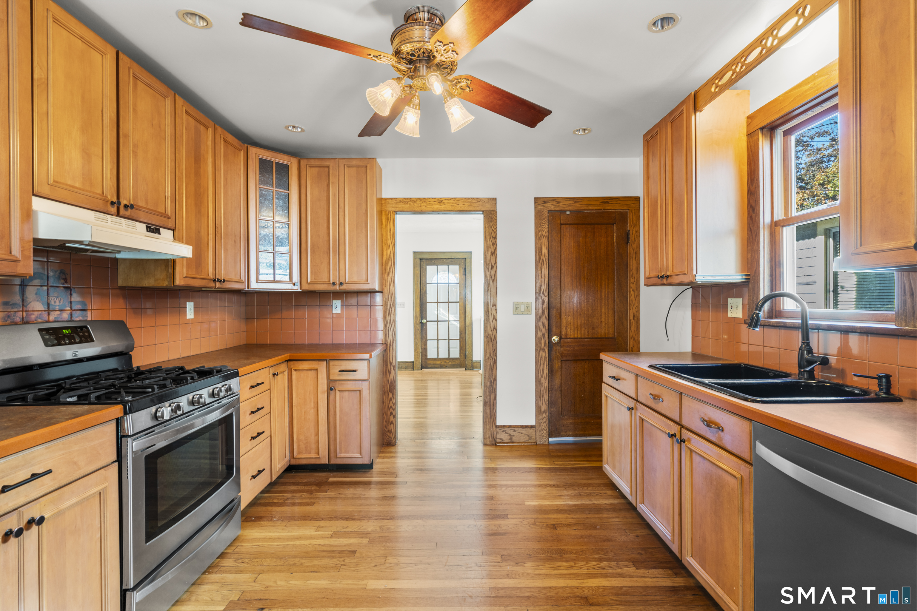 34 Glenwood photo 14