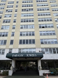 Foto 1 de Condominio en venta en 2625 Park Avenue #9P, Bridgeport, CT — $239,900