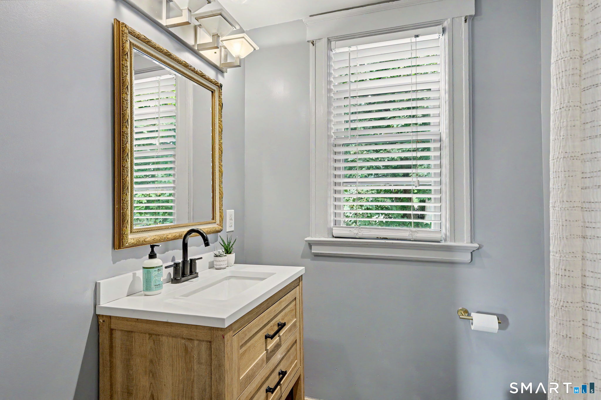 351 Delavan Avenue — photo 27