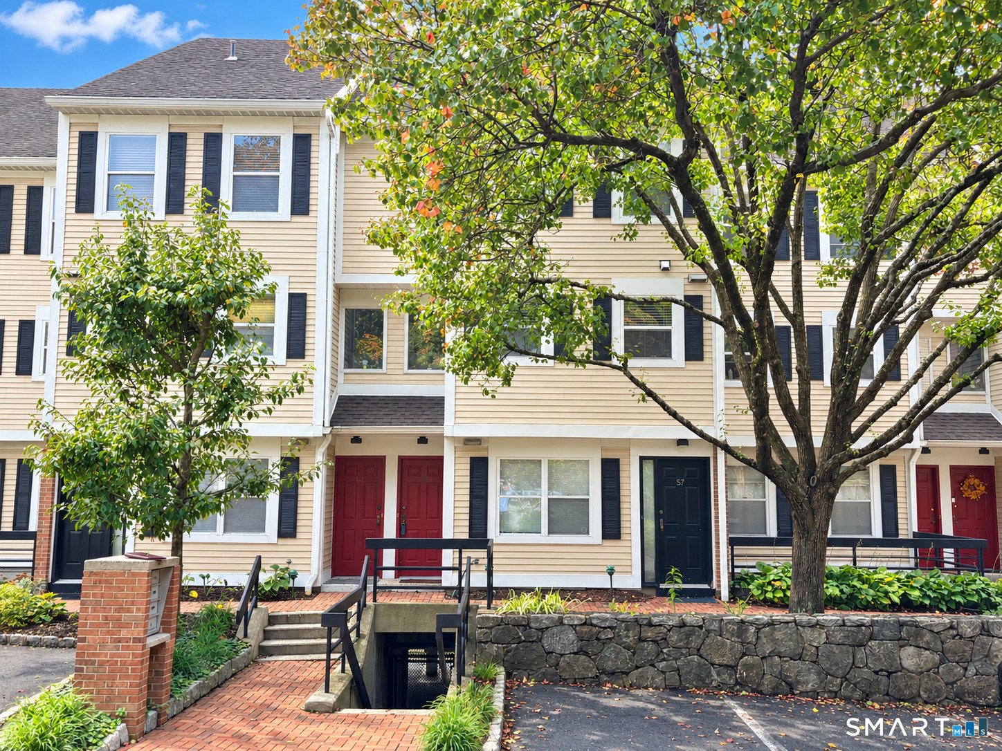 Foto 1 de Condominio en venta en 59 Highland Road #59, Stamford, CT — $579,000