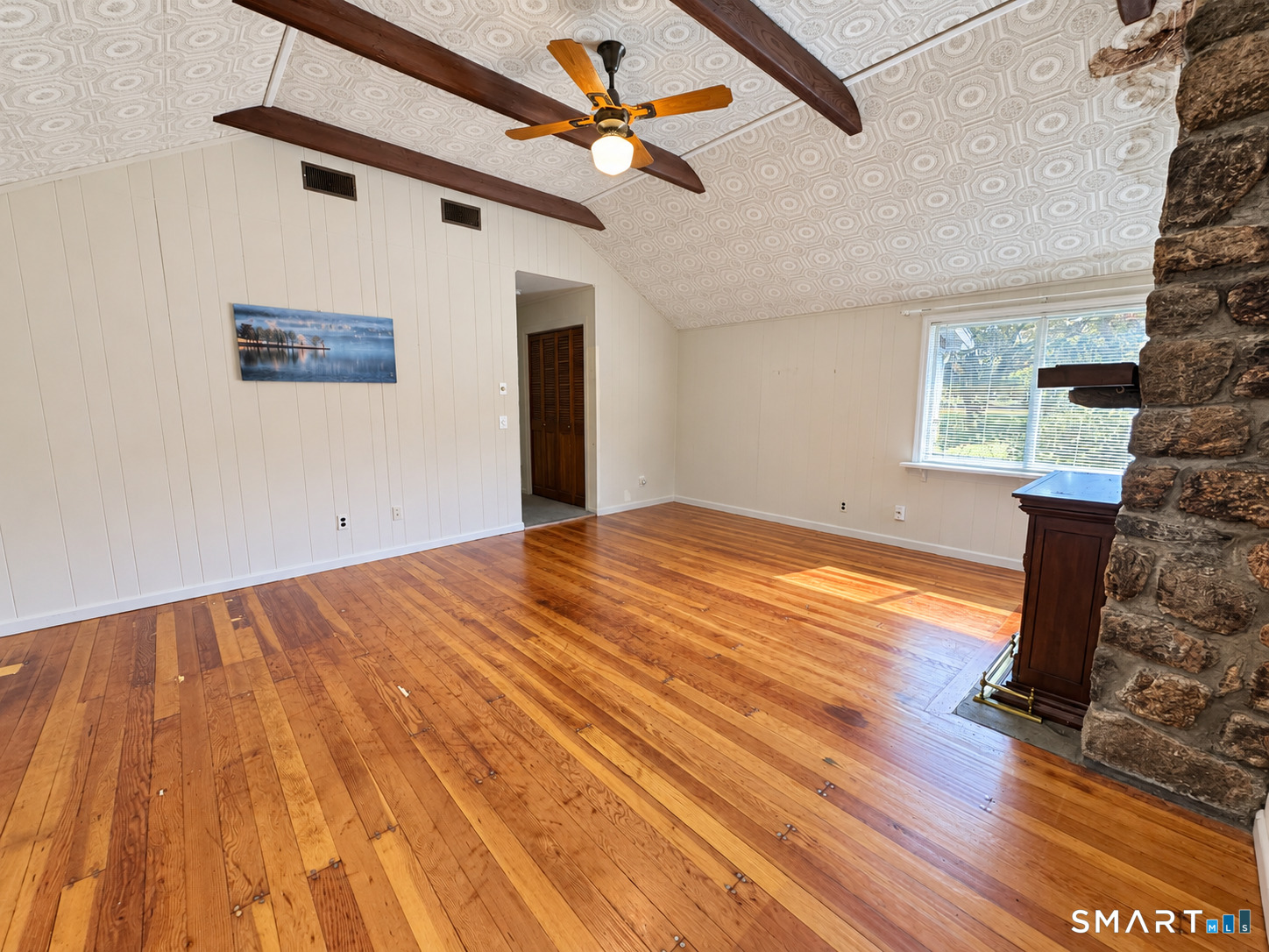 22 Southview photo 12