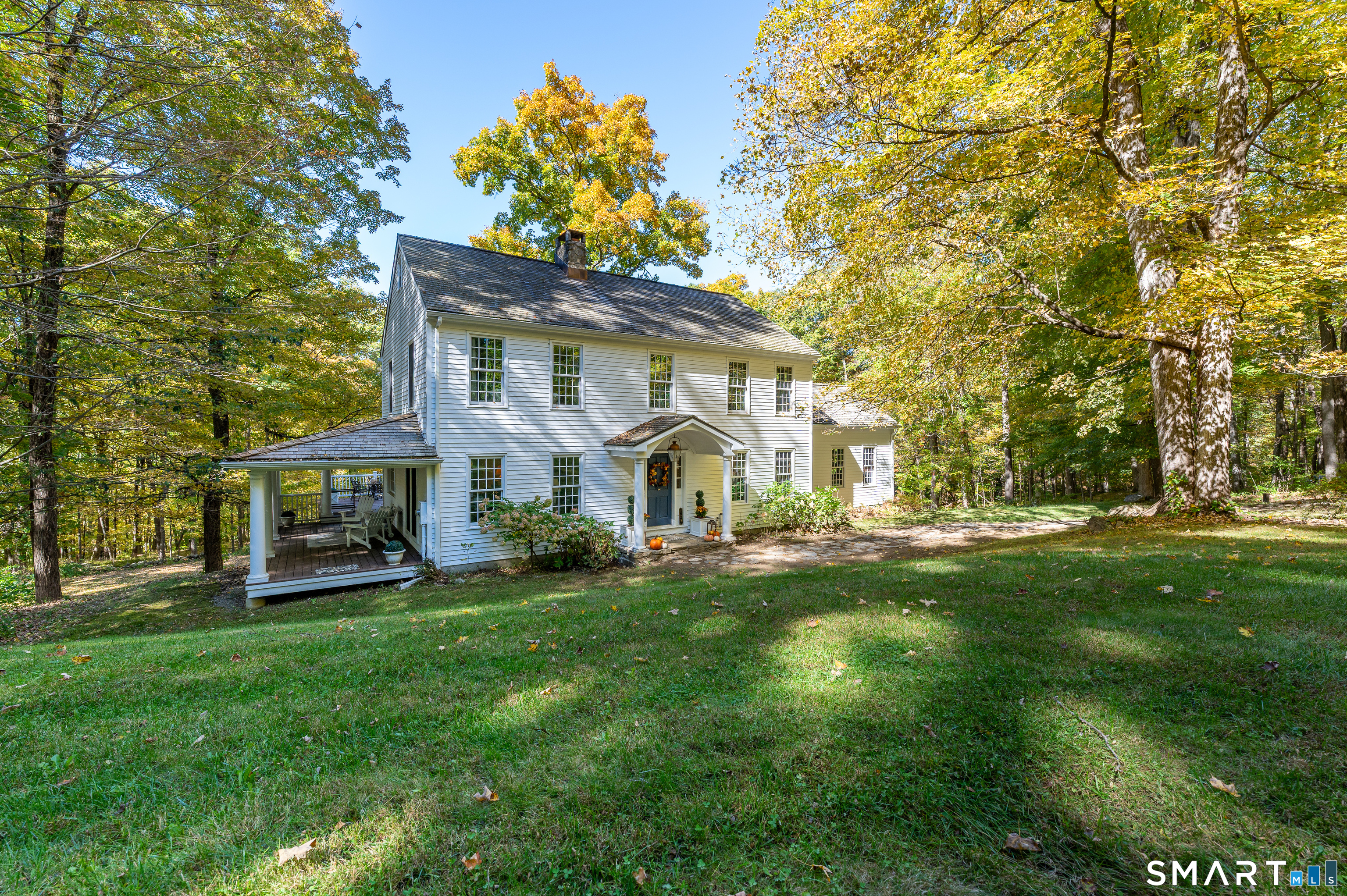 Foto 1 de Casa en venta en 129 Cross Highway, Redding, CT — $997,000