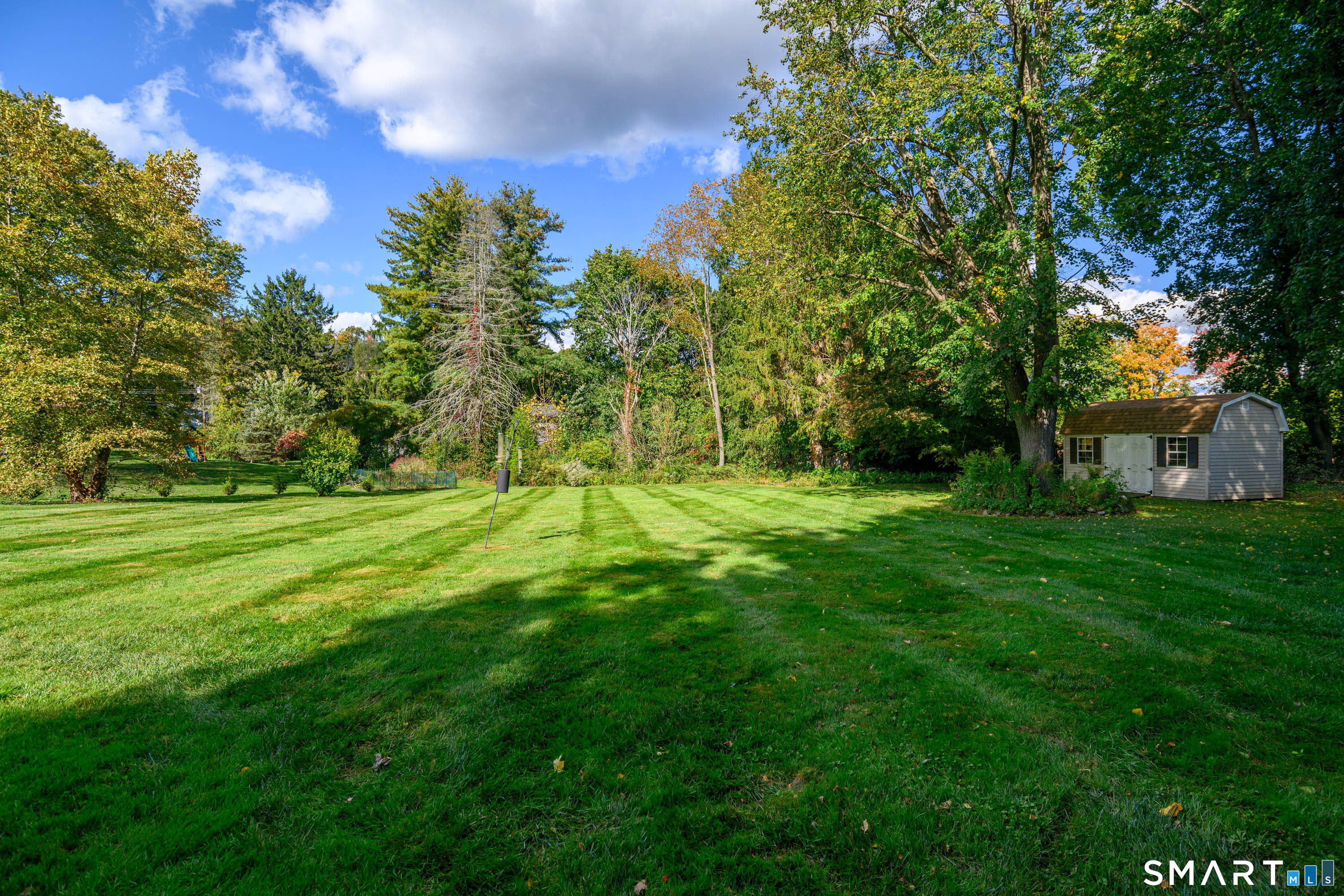 2 Madison Drive — photo 30