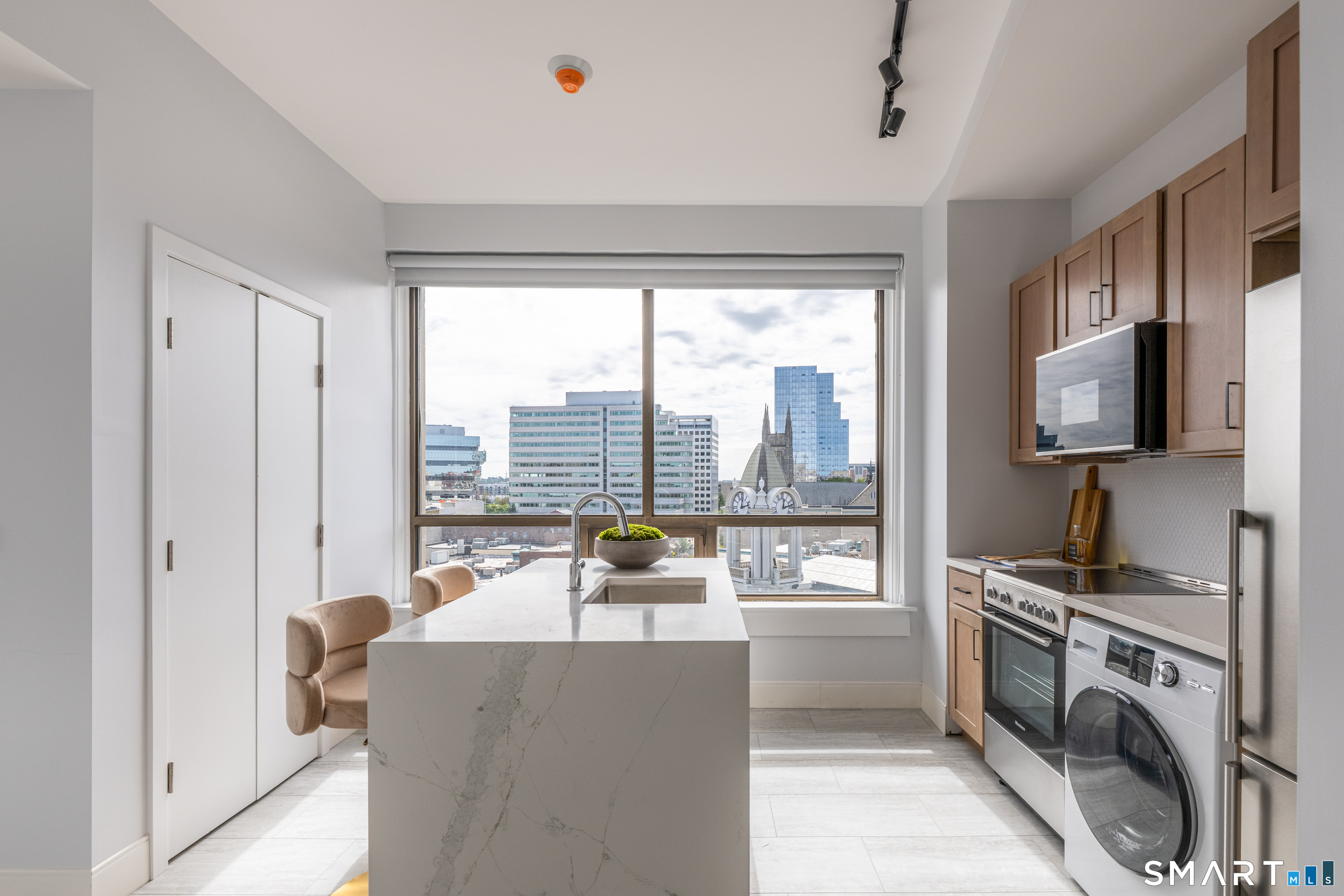 Foto 4 de Renta en 400 Main Street #201, Stamford, CT — $2,450/mes