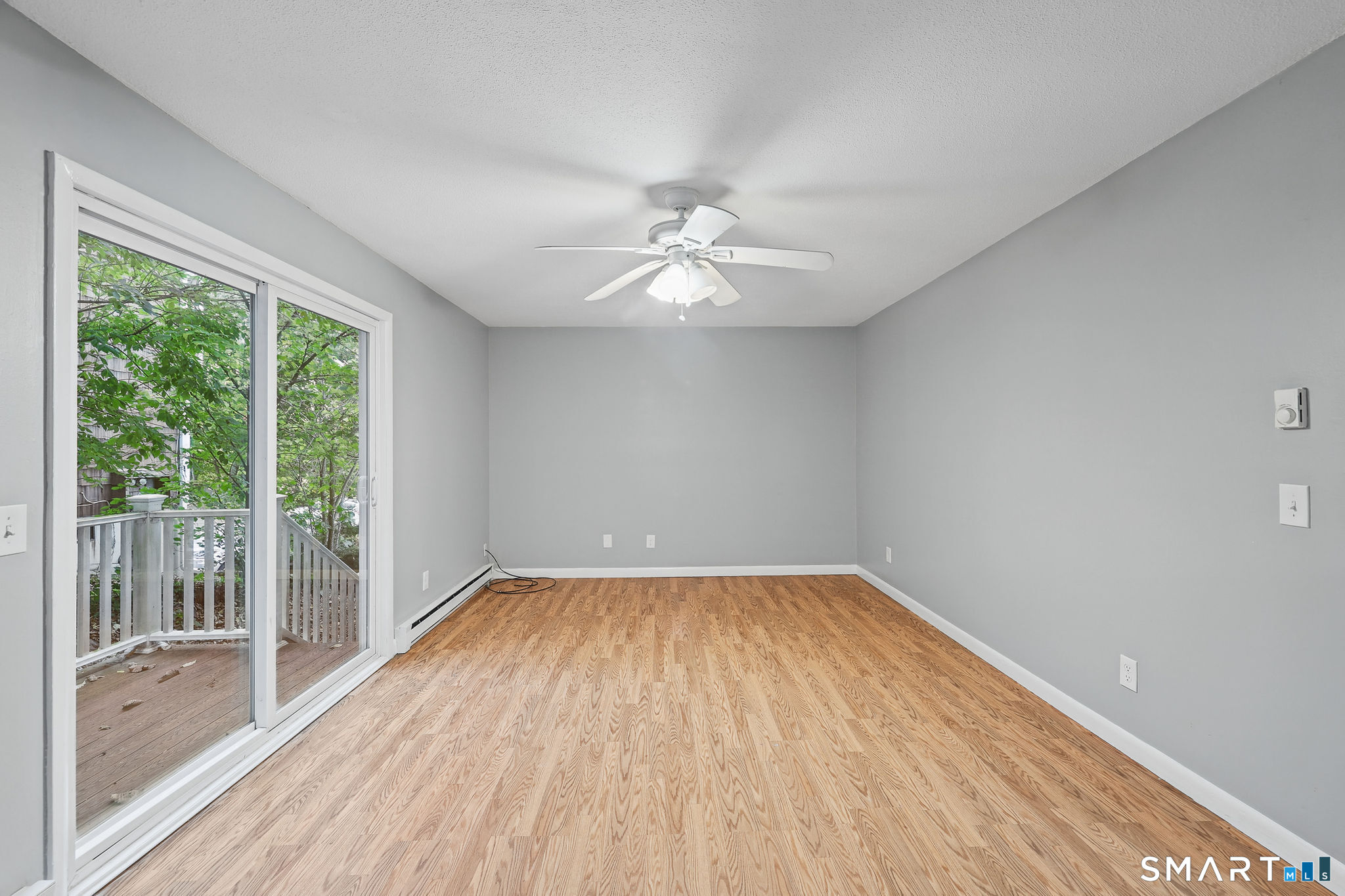 Foto 4 de Apartamento en renta en 6 Irving Place #2B, Danbury, CT — $2,600/mes