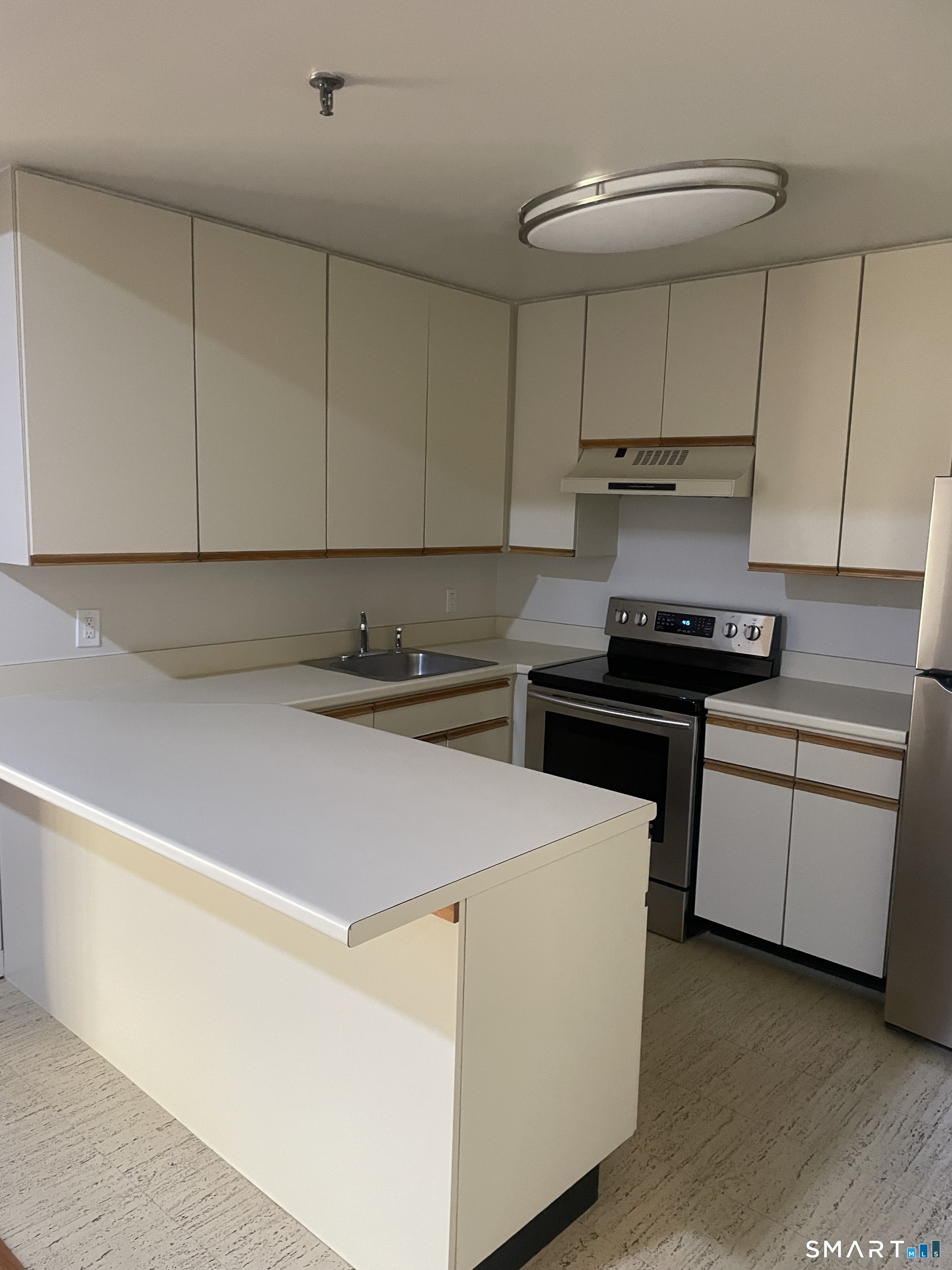 Foto 3 de Condominio en renta en 149 Water Street #3, Norwalk, CT — $2,250/mes