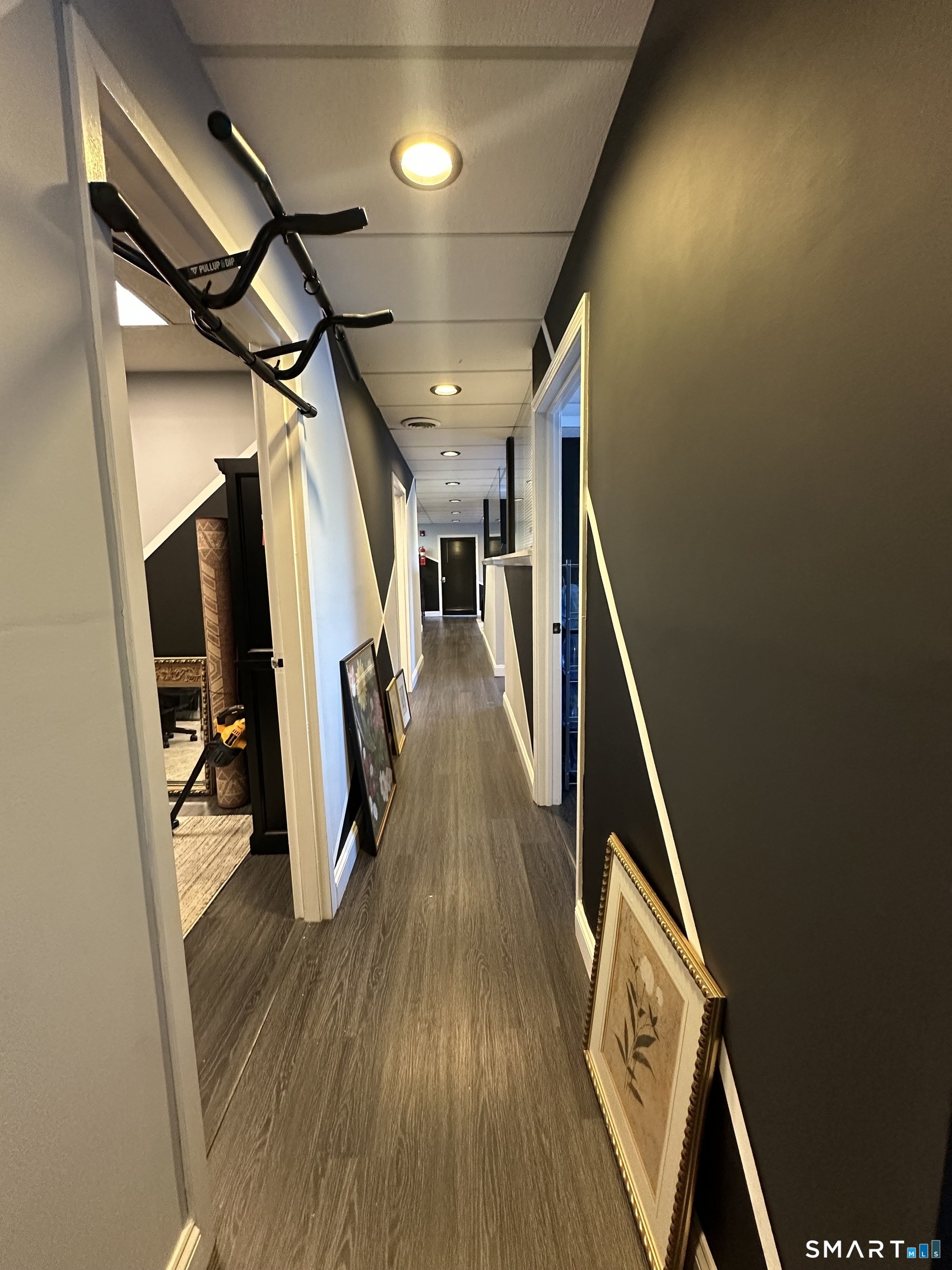 Foto 8 de Local comercial en renta en 51 Sugar Hollow Road, Danbury, CT — $1,200/mes
