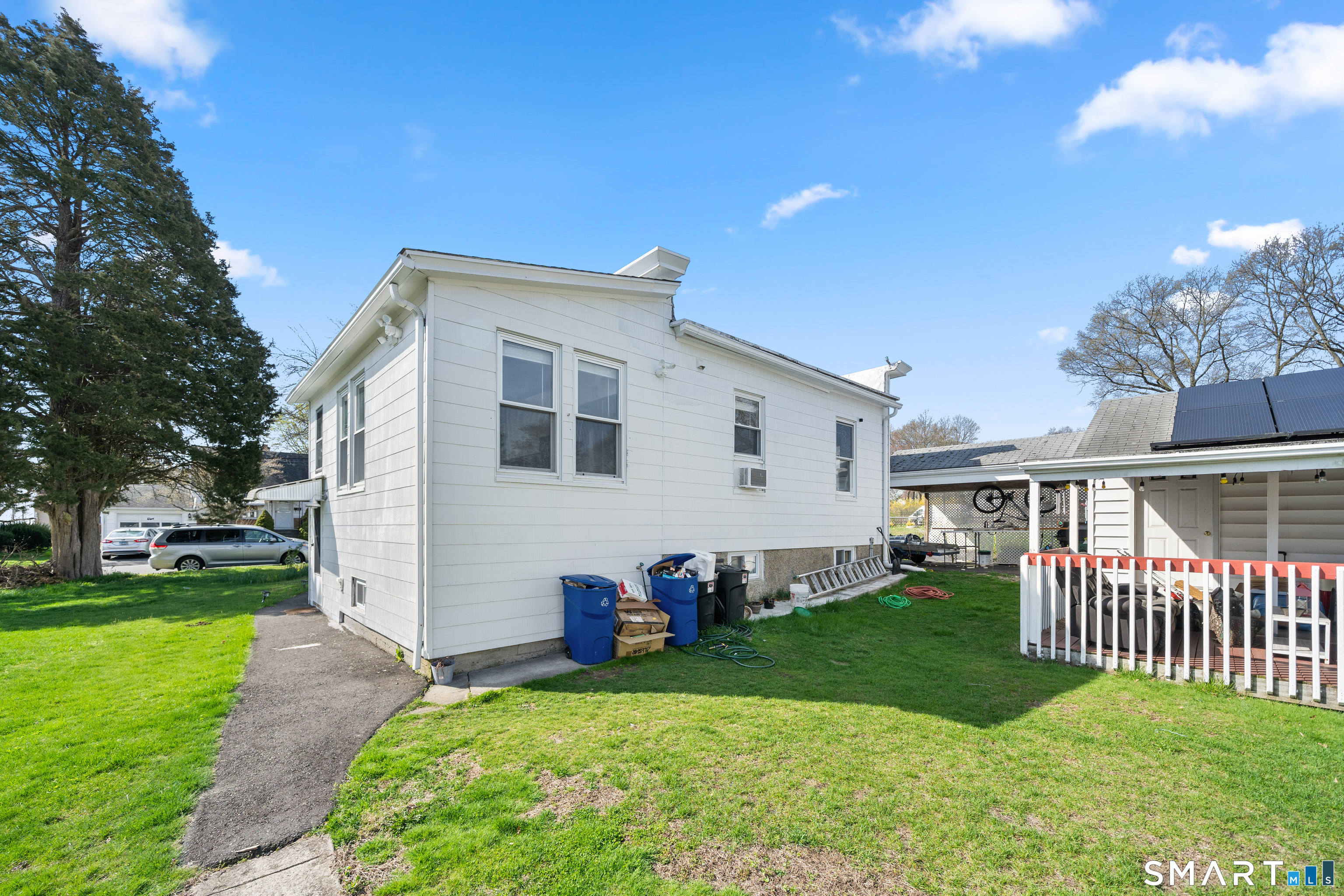 Foto 4 de Casa en renta en 26 Porter Street, Stratford, CT — $3,100/mes