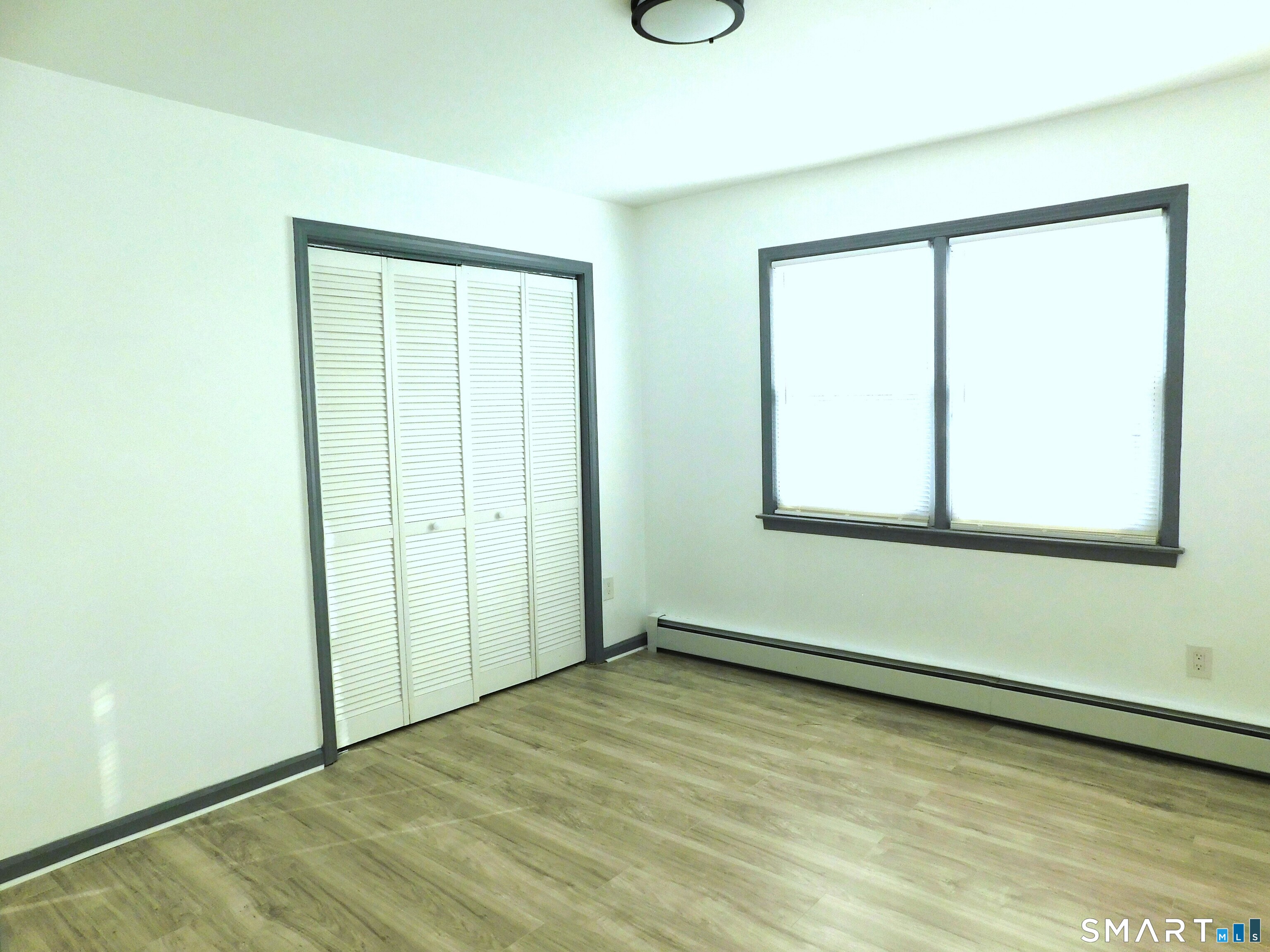 Foto 9 de Apartamento en renta en 24 Dayton Road, Bridgeport, CT — $2,800/mes