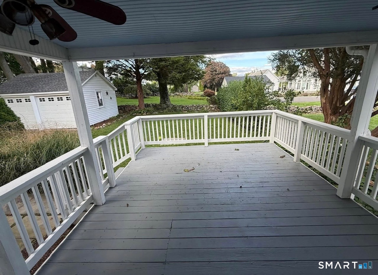 Foto 2 de Casa en renta en 8 Anson Street, Stratford, CT — $3,400/mes