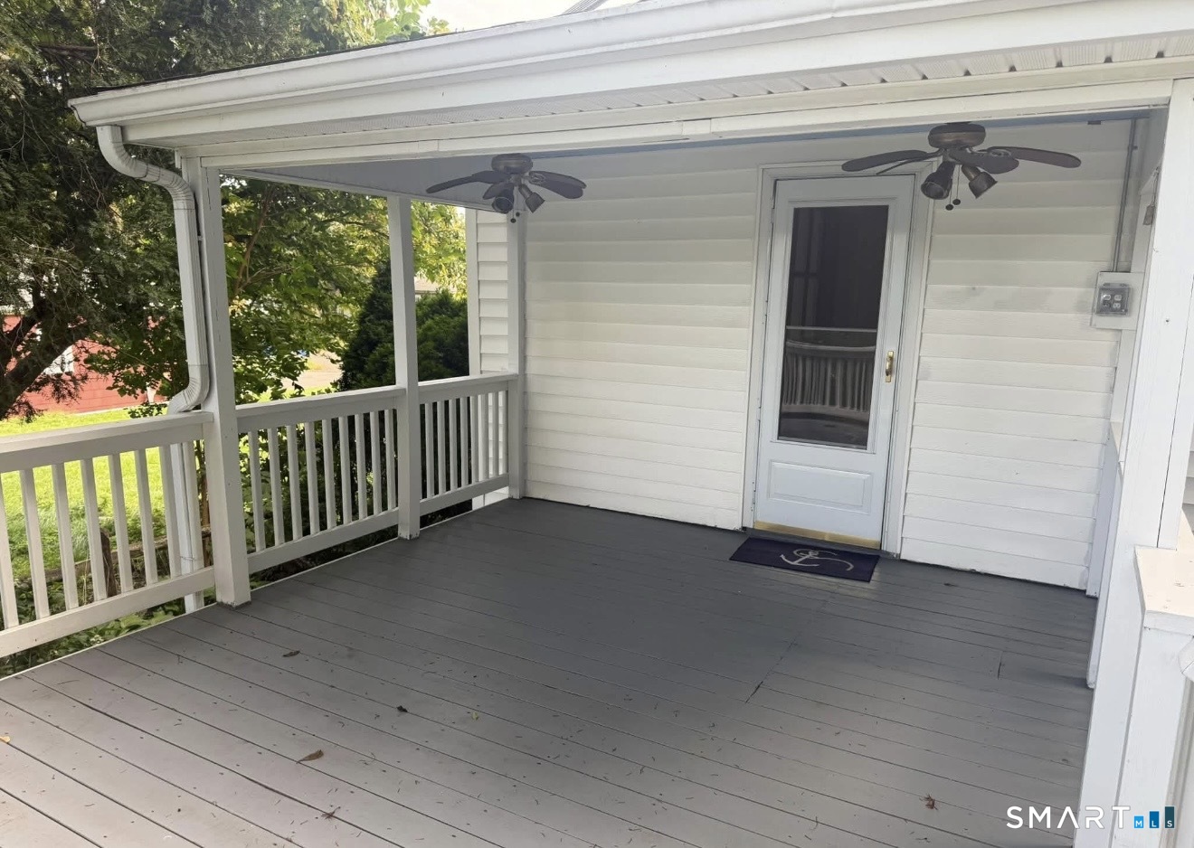 Foto 3 de Casa en renta en 8 Anson Street, Stratford, CT — $3,400/mes