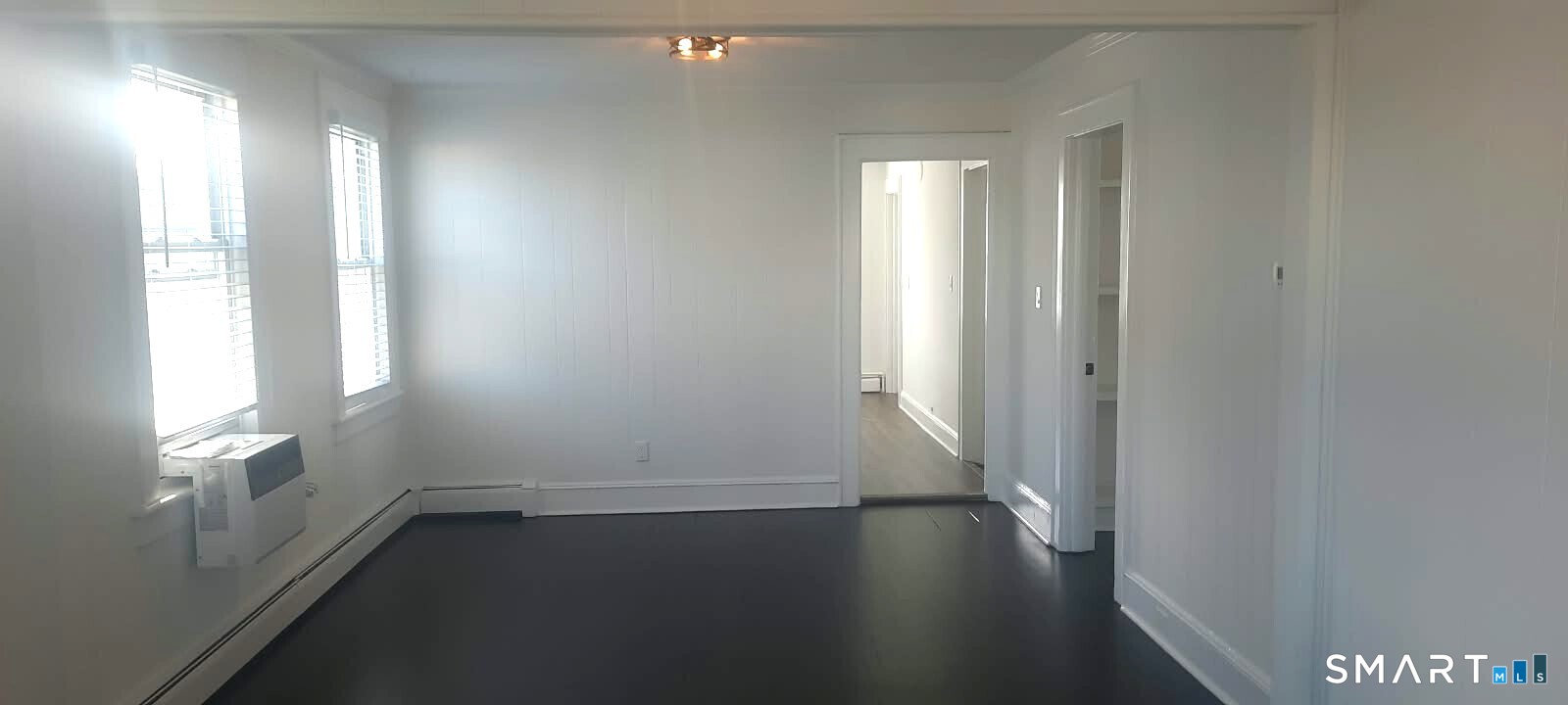 Foto 4 de Apartamento en renta en 144 Colonial Road, Stamford, CT — $2,950/mes
