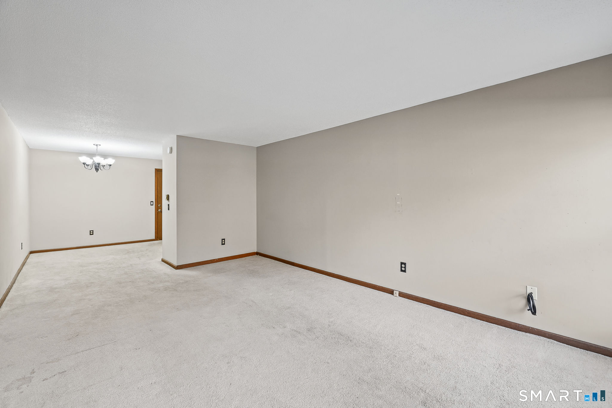 Foto 8 de Condominio en renta en 34A Padanaram Road #307, Danbury, CT — $1,750/mes