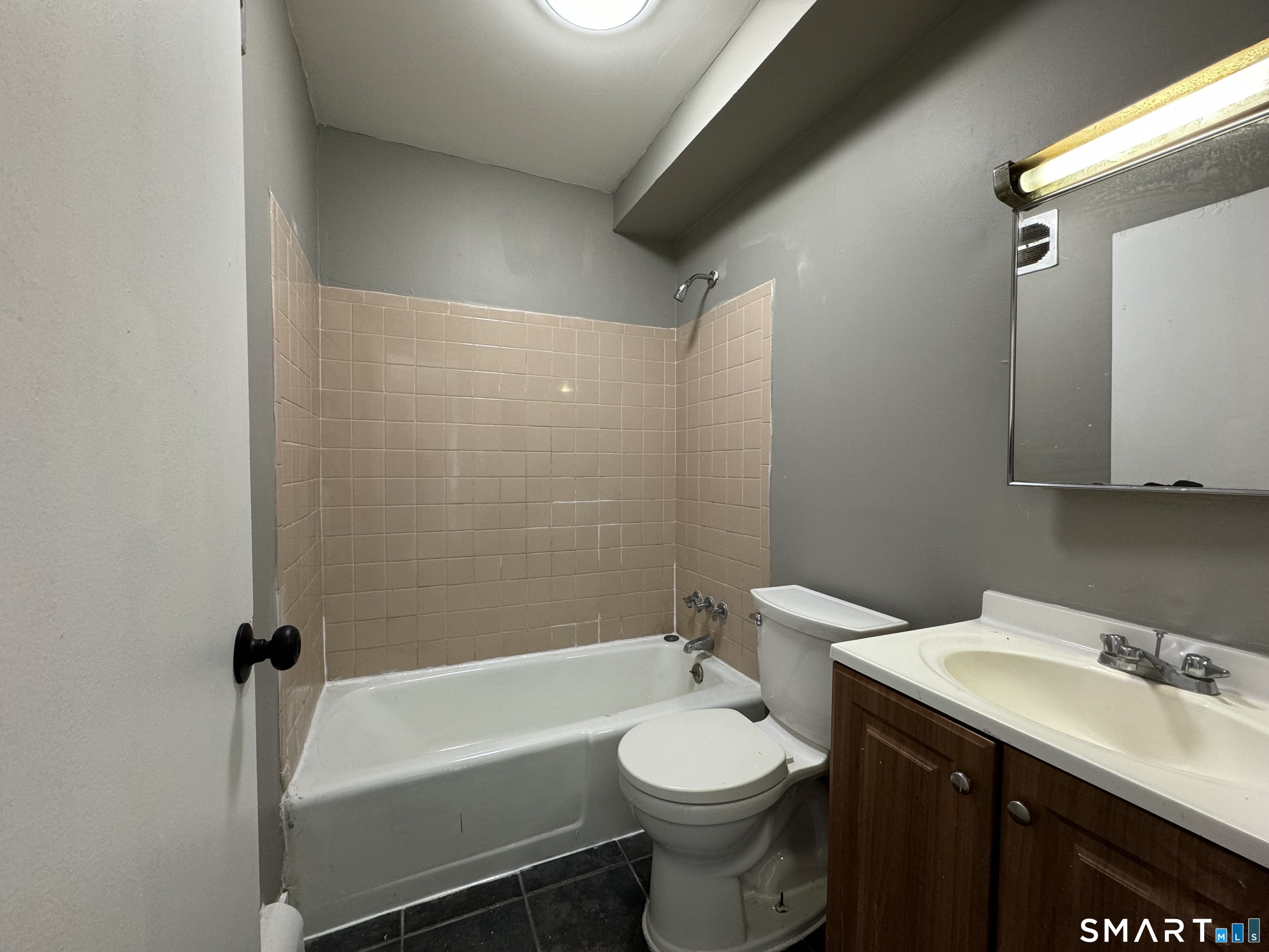 Foto 7 de Apartamento en renta en 85 Union Avenue #A3, Bridgeport, CT — $1,450/mes