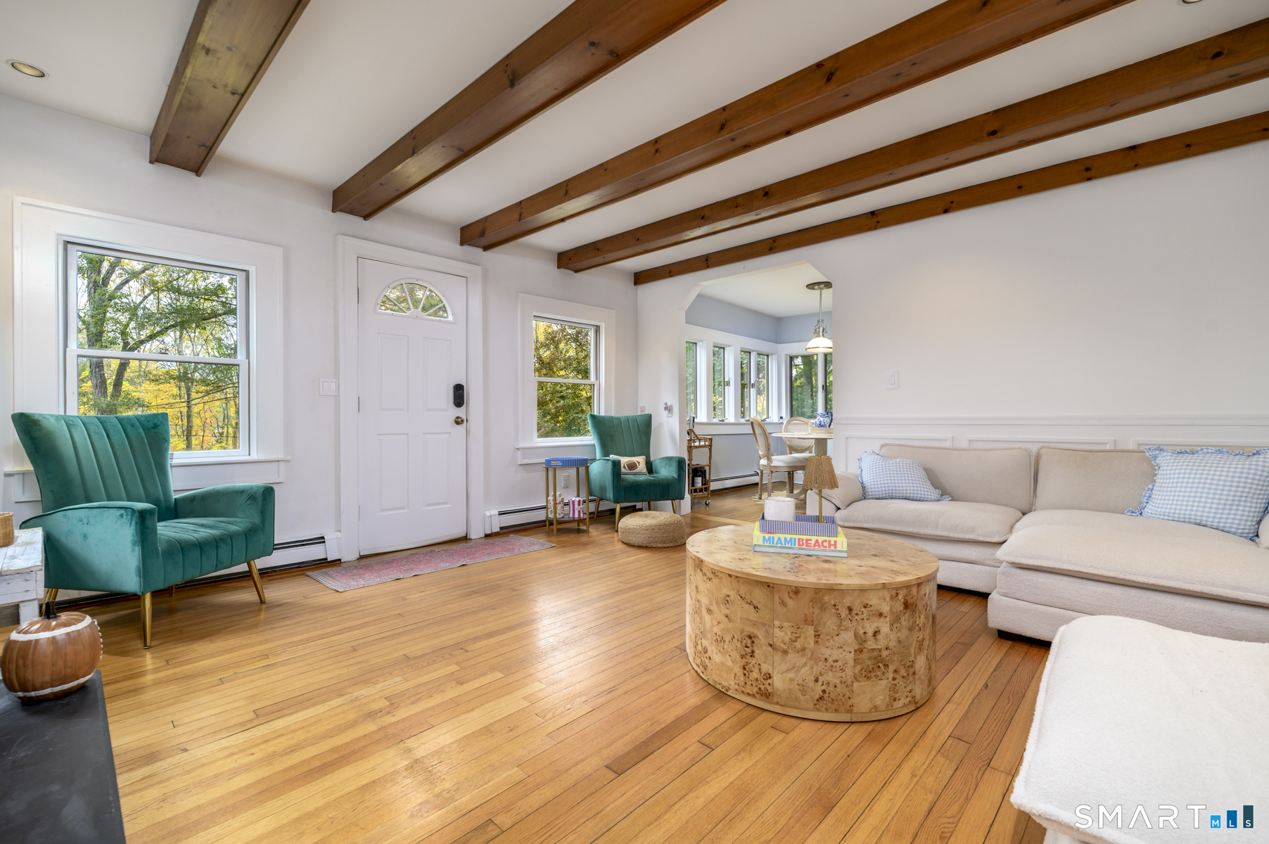 Foto 8 de Casa en venta en 17 Fire Hill Road, Ridgefield, CT — $685,000
