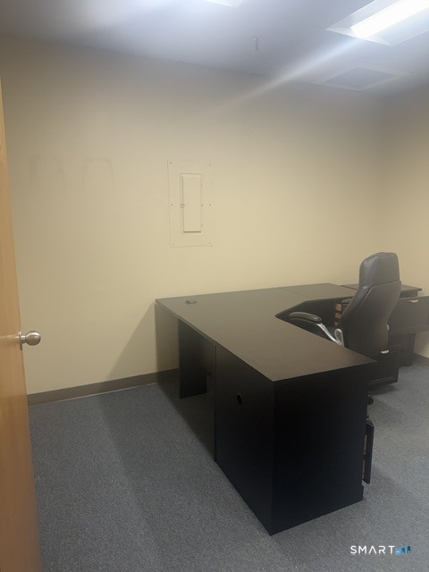 Foto 7 de Local comercial en renta en 303 Linwood Avenue #2H, Fairfield, CT — $650/mes