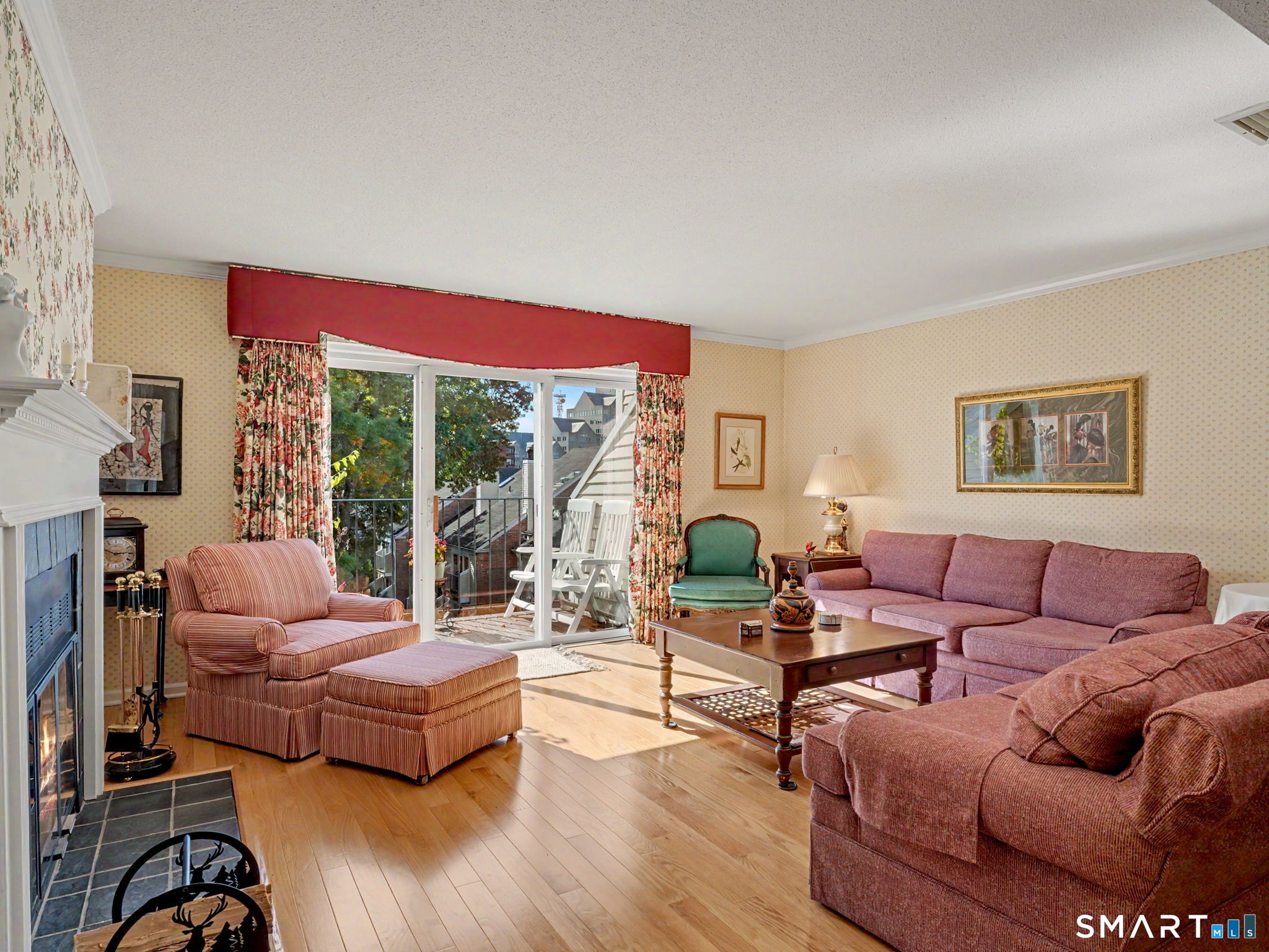 Foto 7 de Condominio en venta en 59 Highland Road #59, Stamford, CT — $579,000