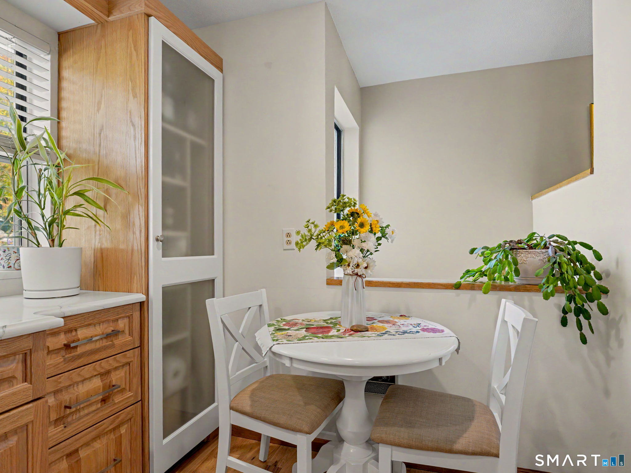 Foto 6 de Condominio en venta en 59 Highland Road #59, Stamford, CT — $579,000