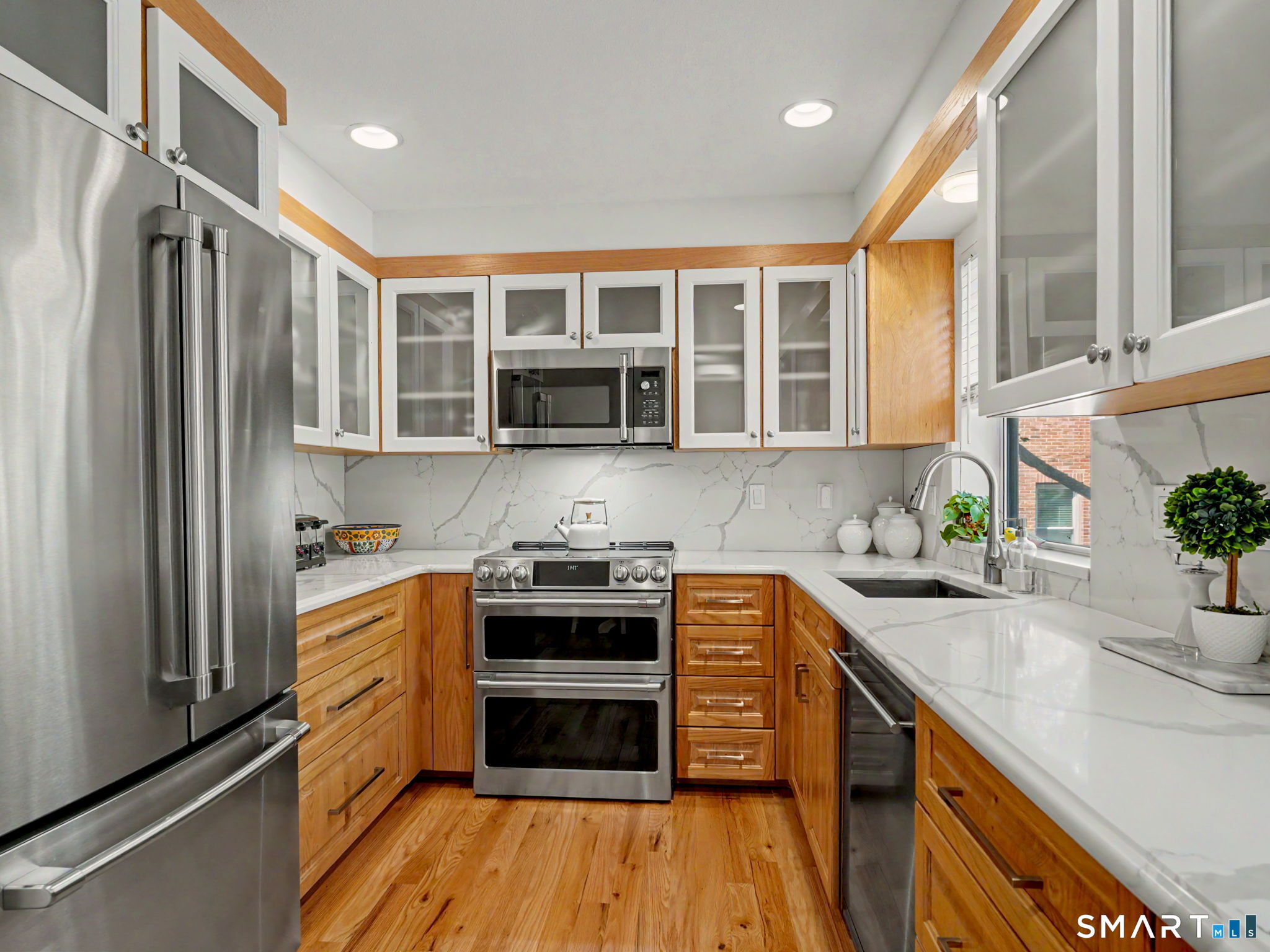 Foto 3 de Condominio en venta en 59 Highland Road #59, Stamford, CT — $579,000