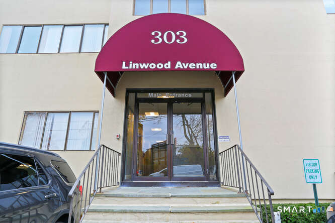 Foto 2 de Local comercial en renta en 303 Linwood Avenue #1F, Fairfield, CT — $1,700/mes