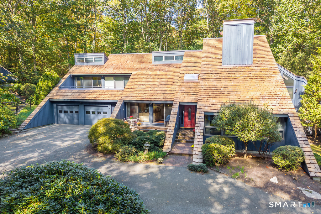 33 Rock Hill Road