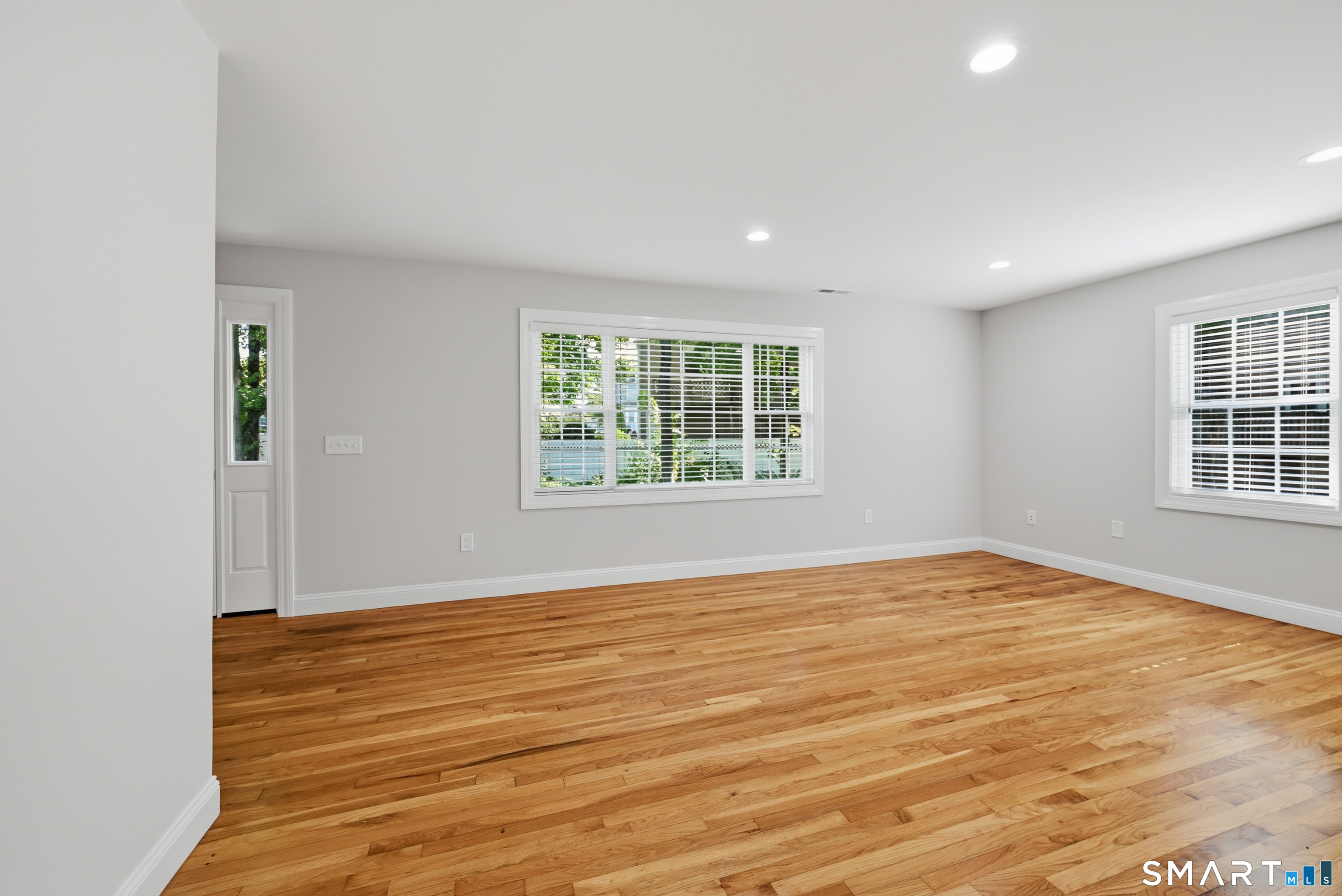 Foto 6 de Apartamento en renta en 66 Jefferson Avenue, Danbury, CT — $3,000/mes