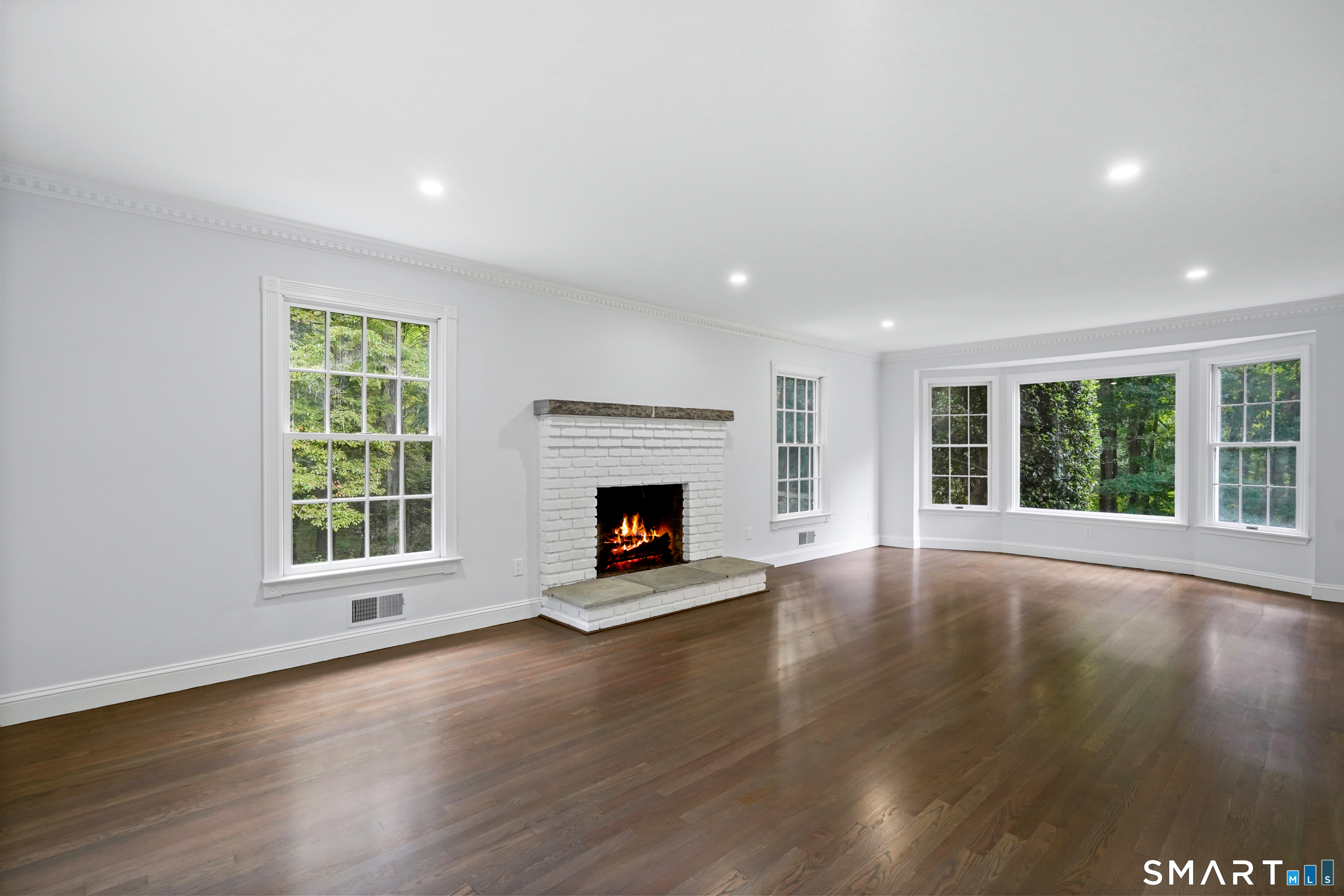 Foto 4 de Casa en renta en 17 Witherell Drive, Greenwich, CT — $25,000/mes