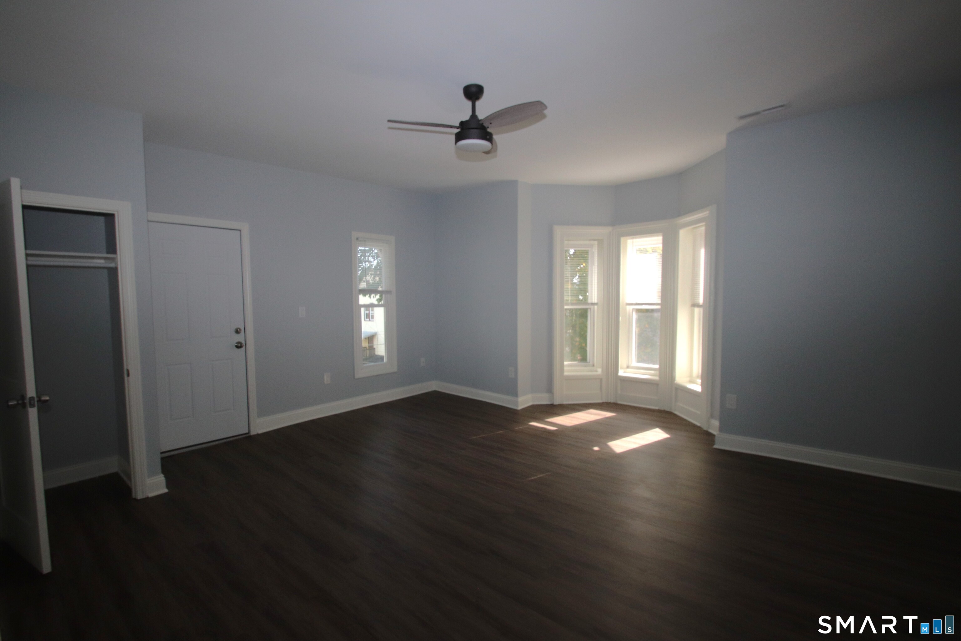 Foto 2 de Apartamento en renta en 60 Perry Avenue #2Nd Floor, Shelton, CT — $2,000/mes