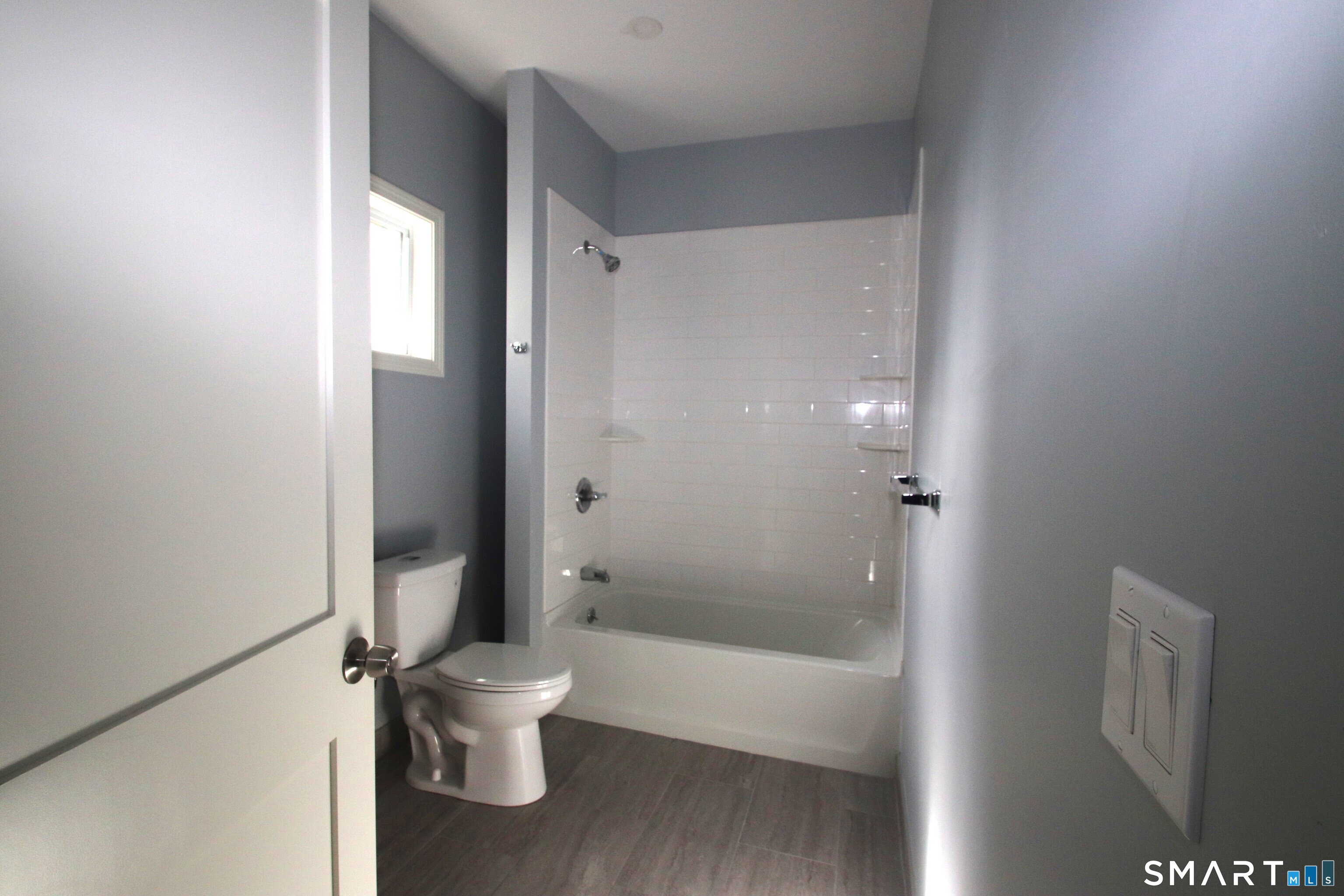 Foto 6 de Apartamento en renta en 60 Perry Avenue #2Nd Floor, Shelton, CT — $2,000/mes